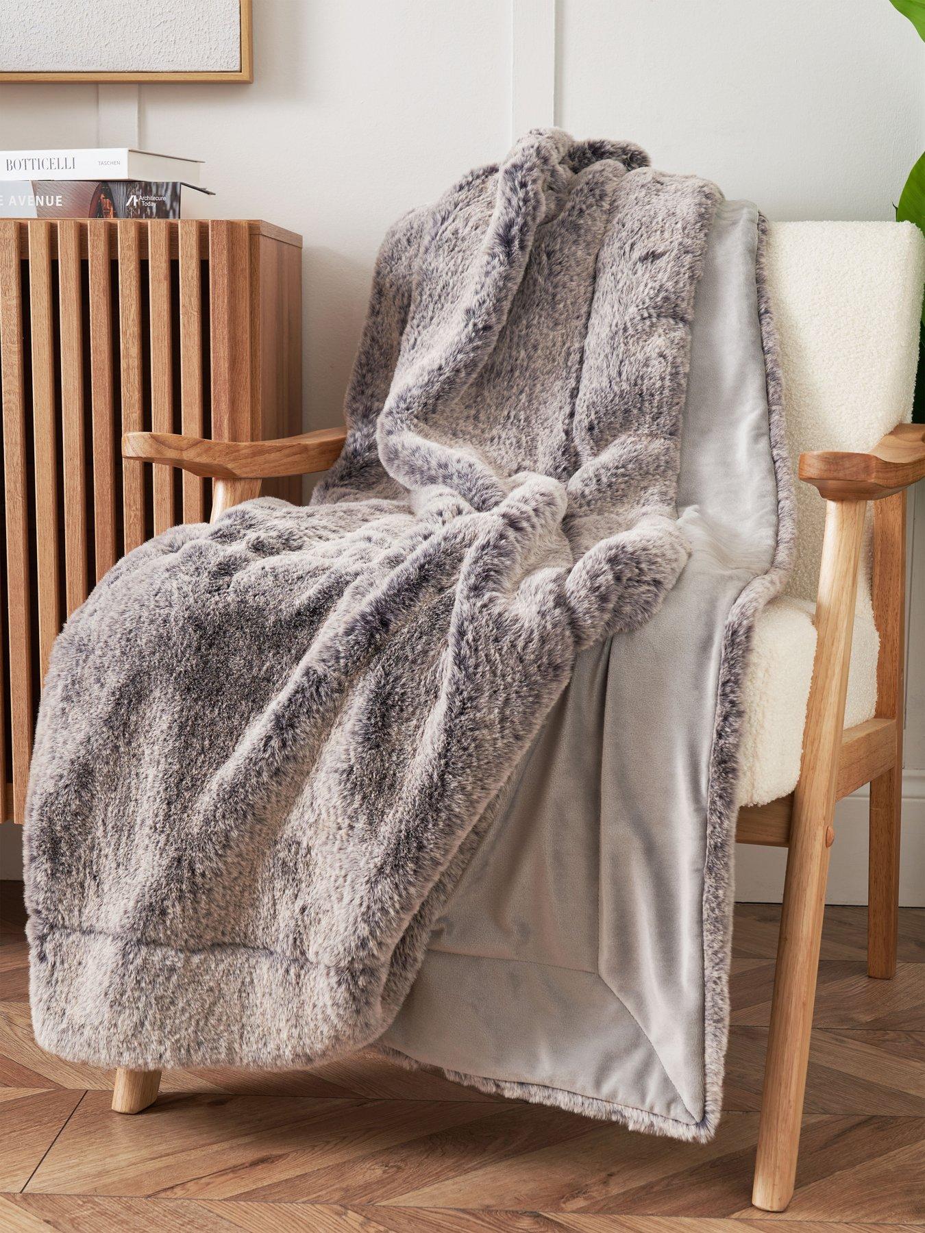 The Very Collection Luxury Nordic Faux Fur Throw 152x127cm - Grey