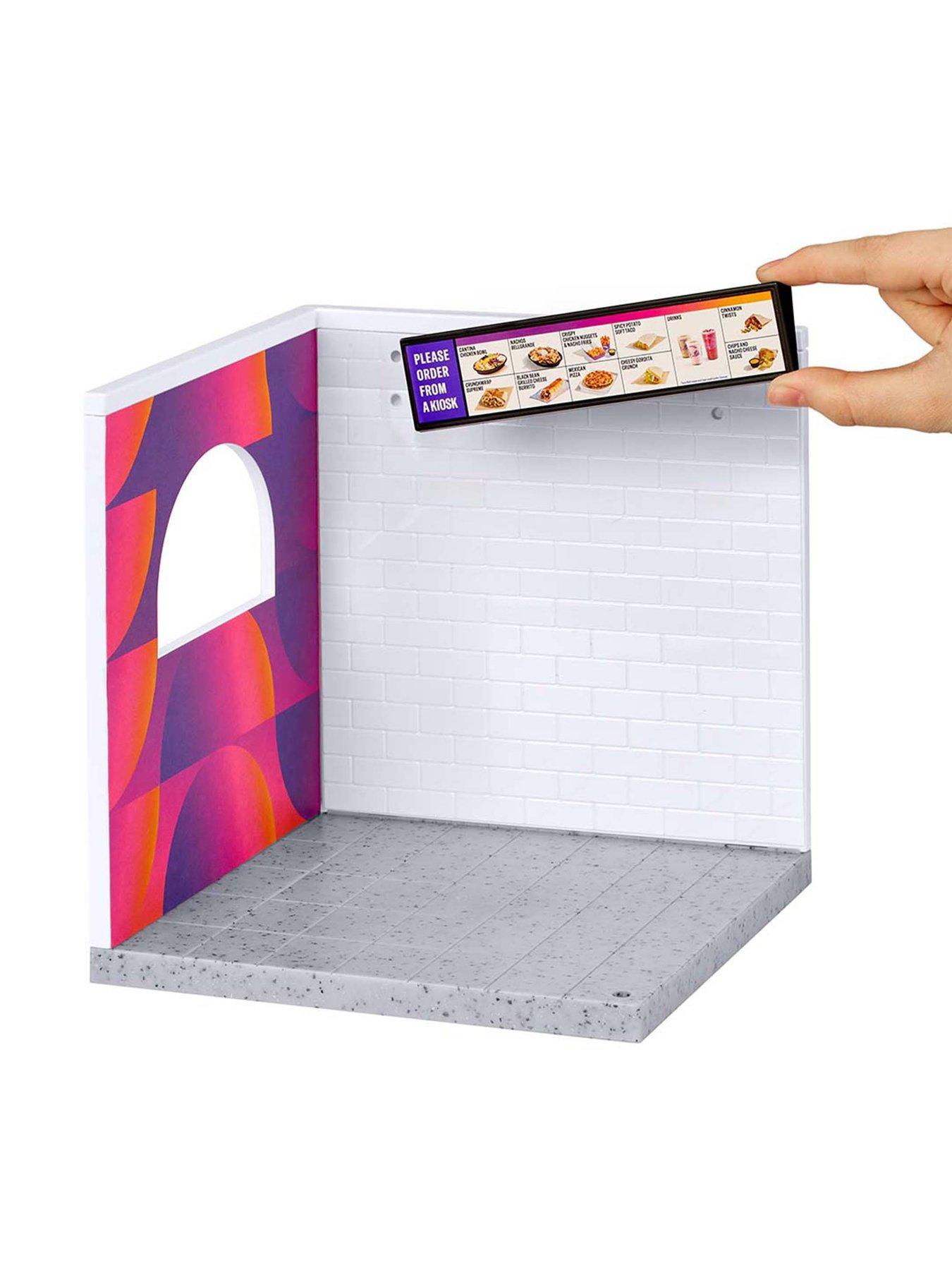 Image 4 of 7 of Mini Verse Make It Mini Taco Bell&reg; Restaurant Playset with Mini Food Creations<br /><br />&nbsp;