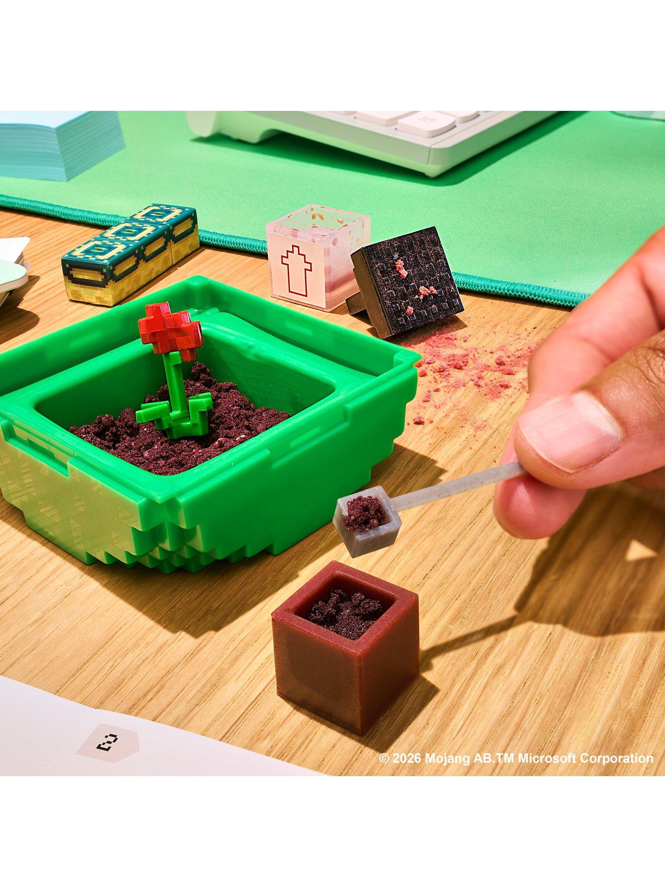 Image 3 of 7 of Mini Verse Make It Mini Minecraft Collectible Set Series 2