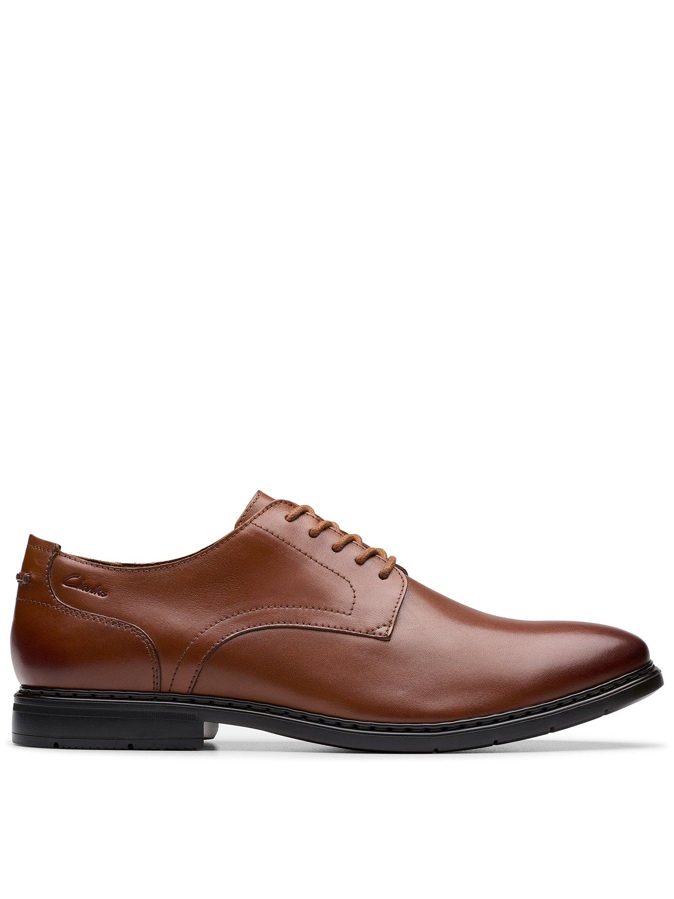 Clarks Clarks Banbury Derby Shoe