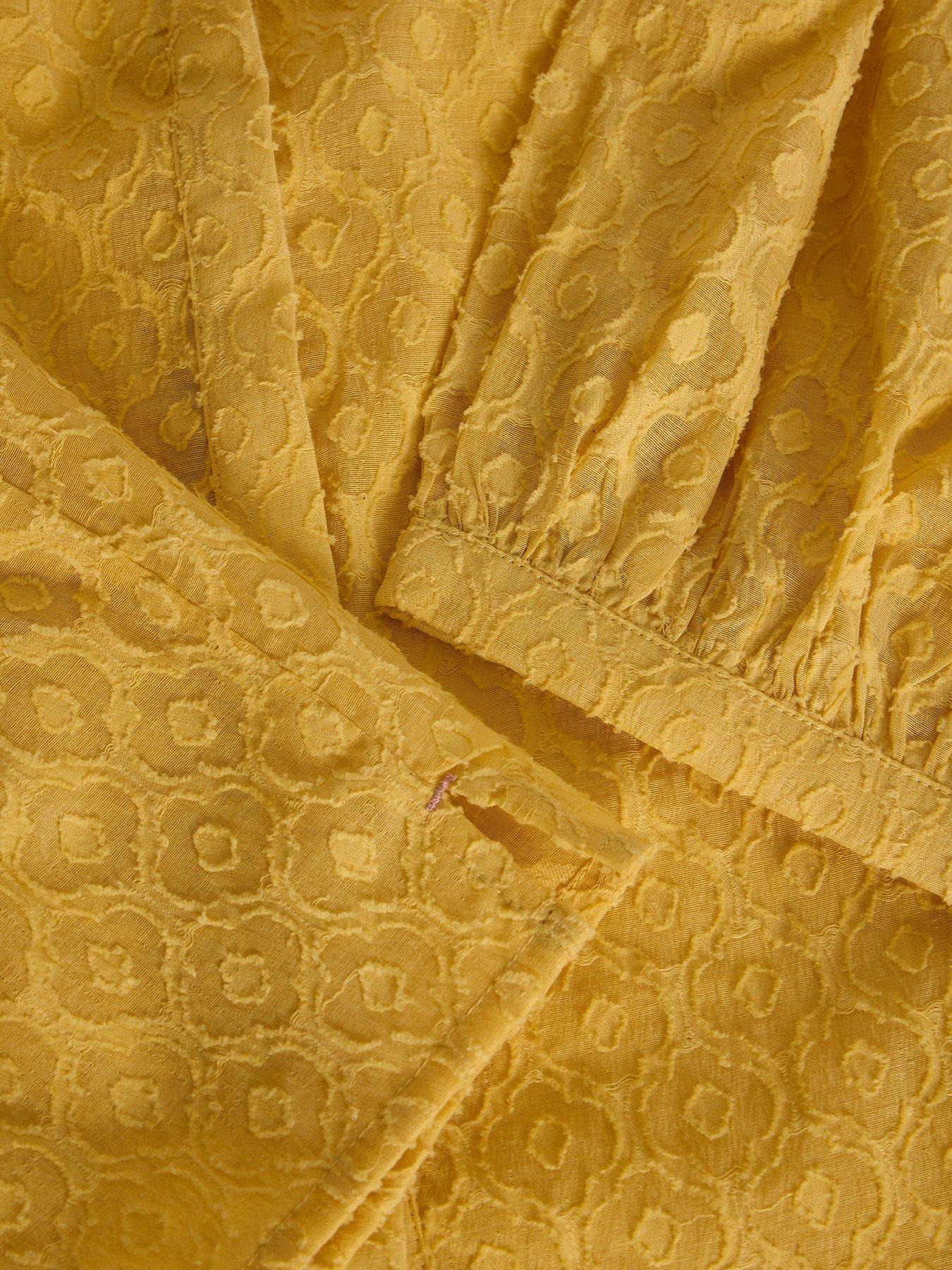 Image 6 of 6 of White Stuff Lana Jacquard Top