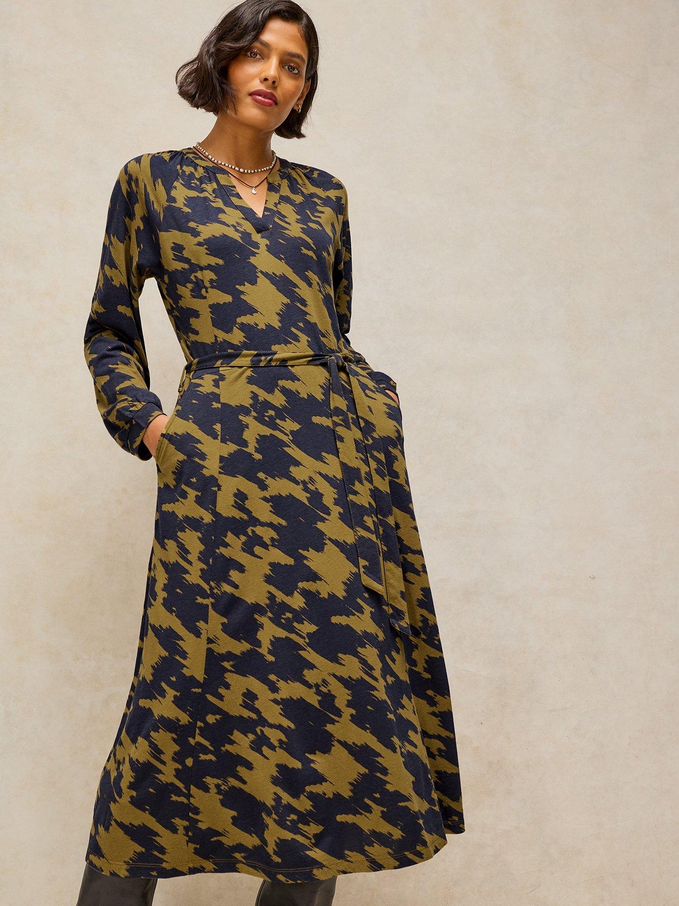 Image 3 of 5 of White Stuff Amara Printed Jersey Midi Dress - Green