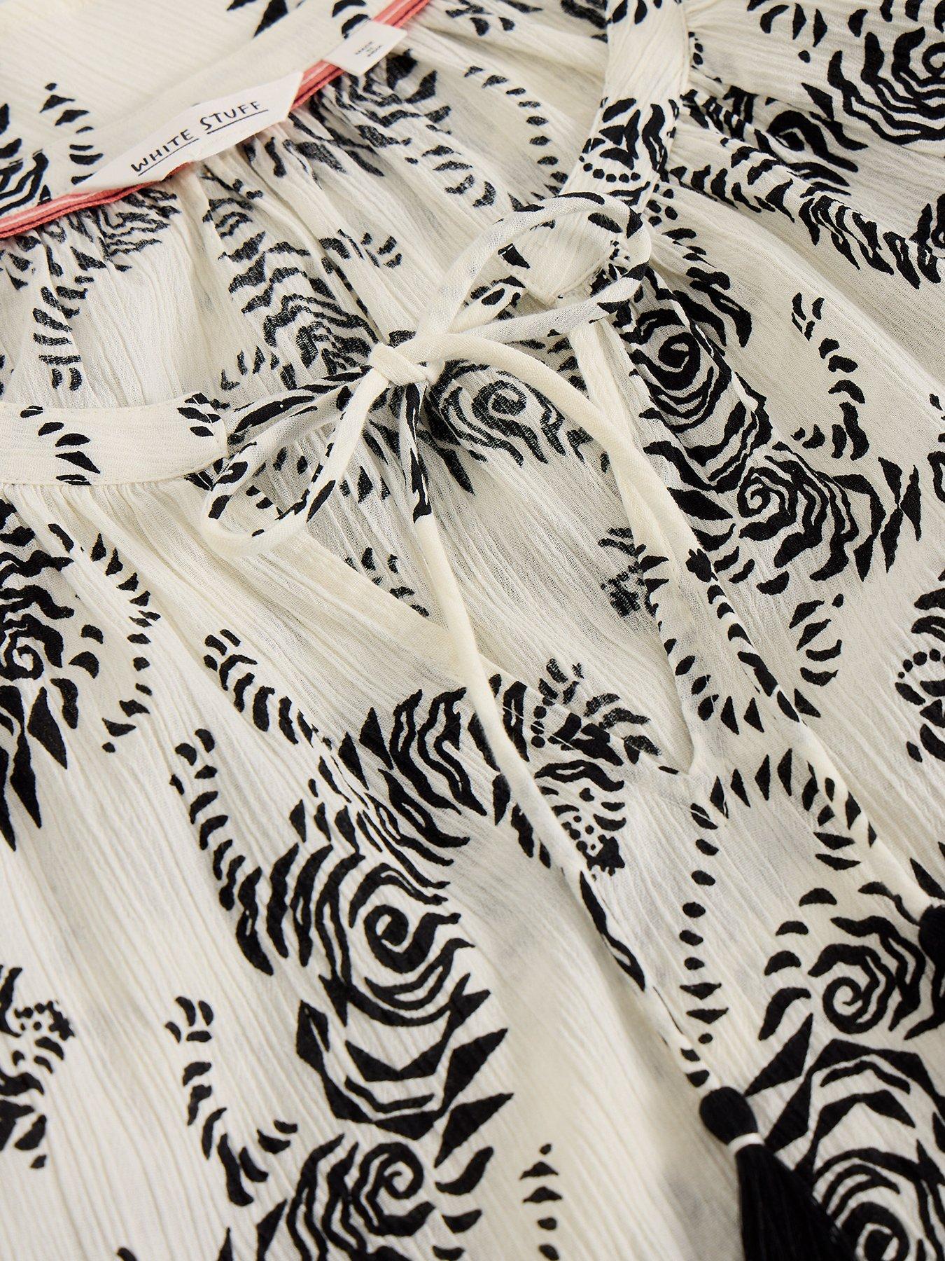 Image 6 of 6 of White Stuff Lottie Beach Cover Up