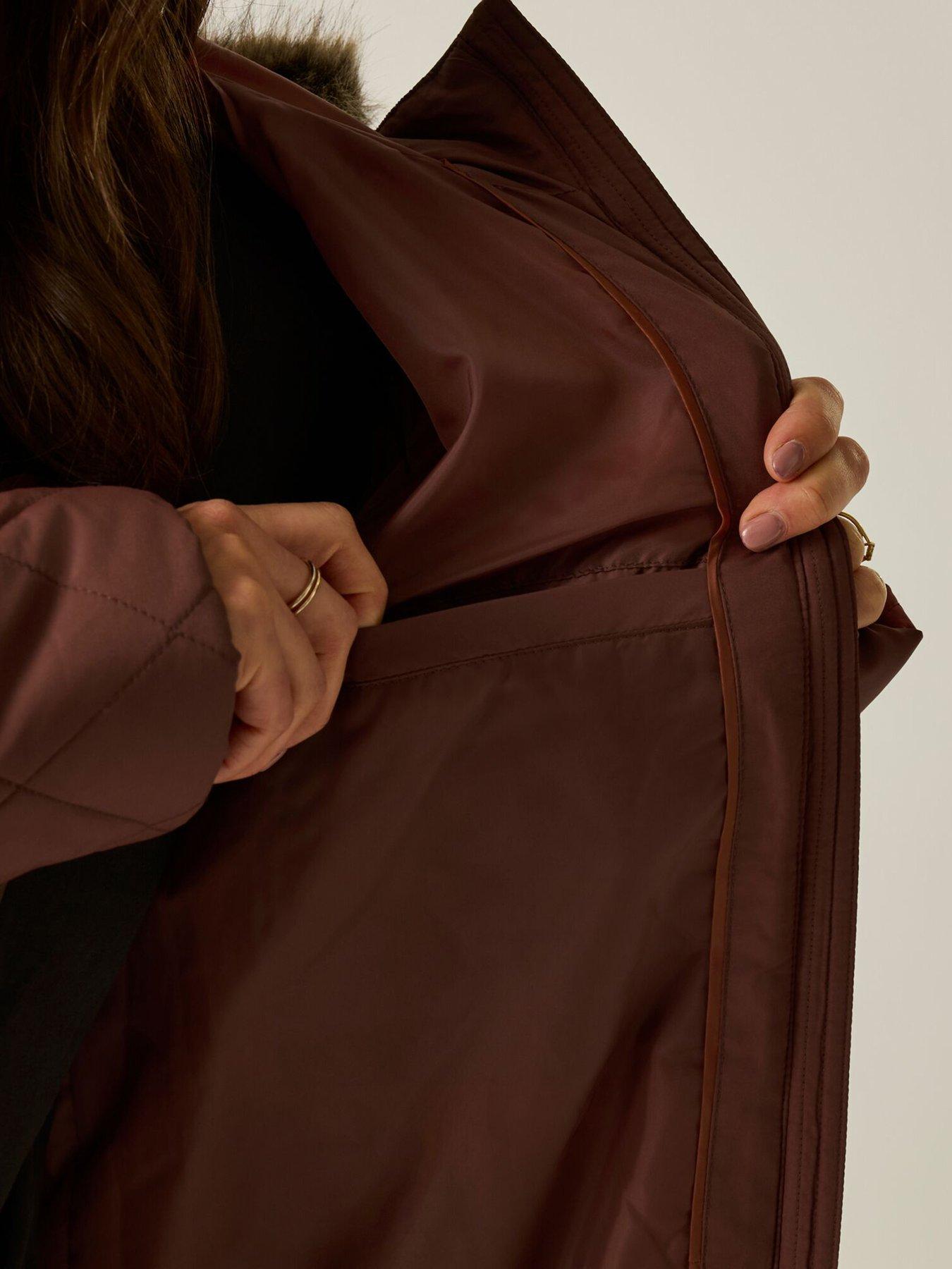 Image 6 of 7 of Regatta Regatta Womens Fionne Insulated Water-Repellent Quilted Jacket - Red