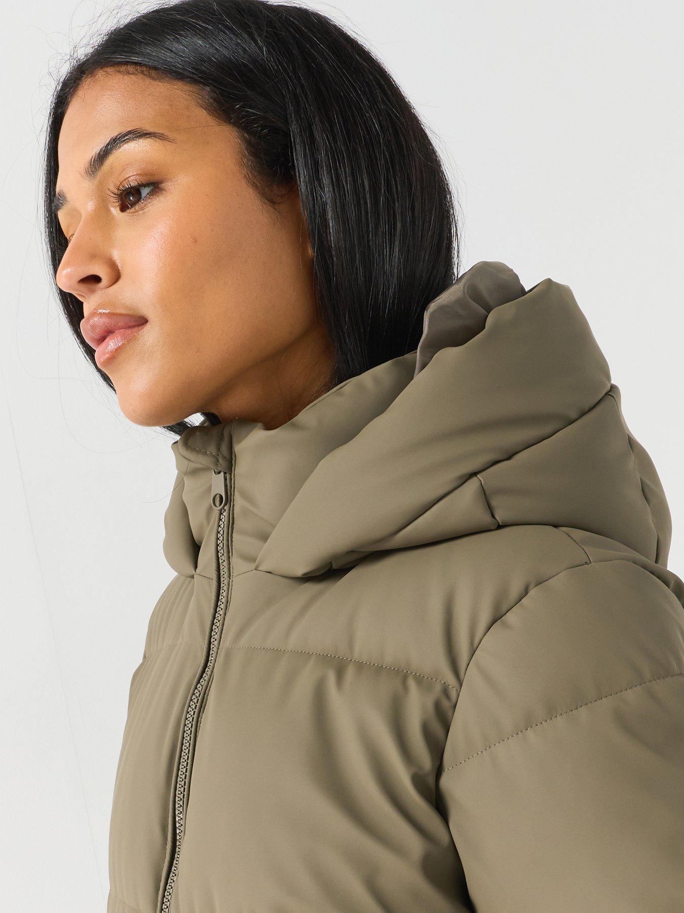Image 6 of 6 of Vero Moda Vmgretafie 3/4 Coated Jacket Noos