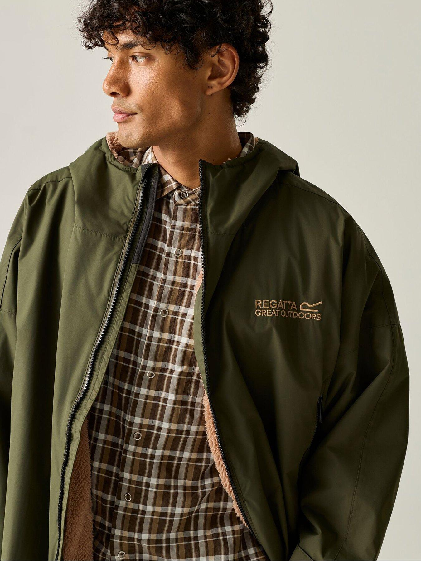 Image 4 of 7 of Regatta Adult Waterproof Changing Robe -dark Khaki