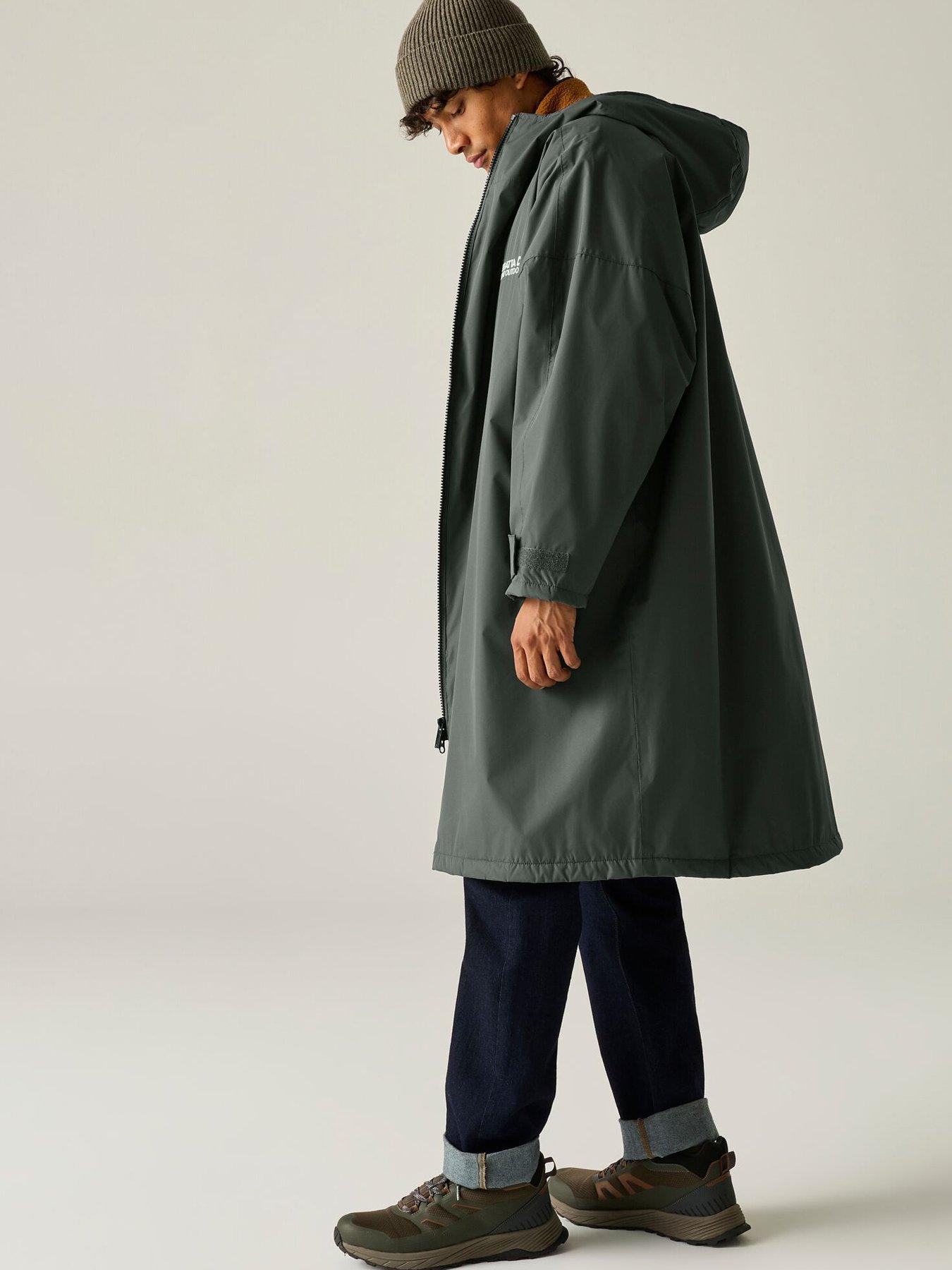 Image 3 of 7 of Regatta Adult Waterproof Changing Robe -iron(abstract Mountain)