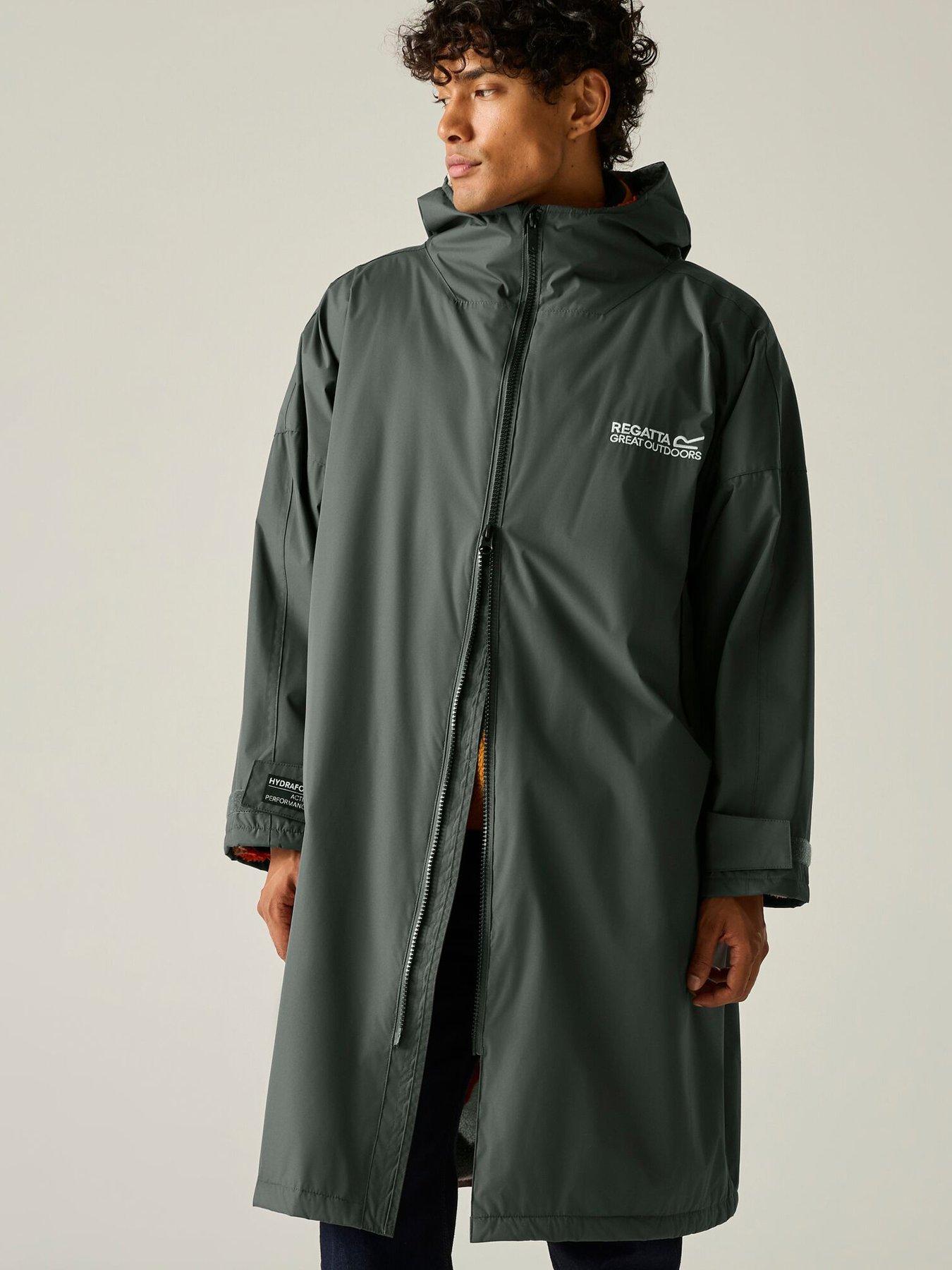 Image 6 of 7 of Regatta Adult Waterproof Changing Robe -iron(abstract Mountain)