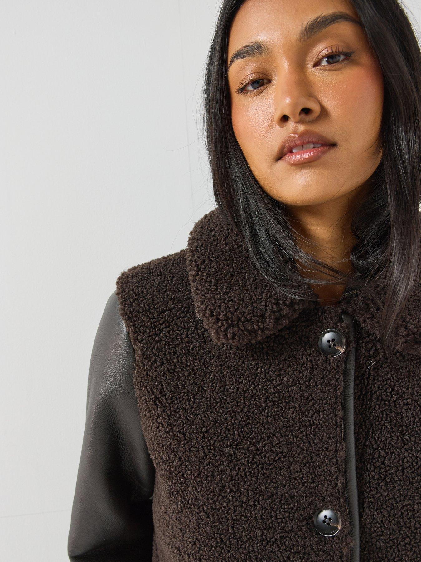 Image 4 of 6 of Vero Moda Vmmocha Teddy Coated Jacket