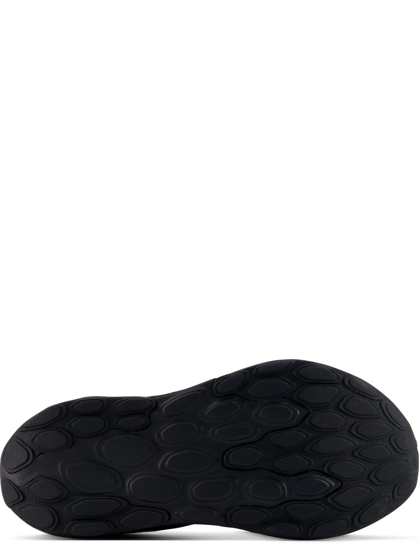 Image 4 of 5 of New Balance Junior Running 520 V9 Hook And Loop Trainers - Black