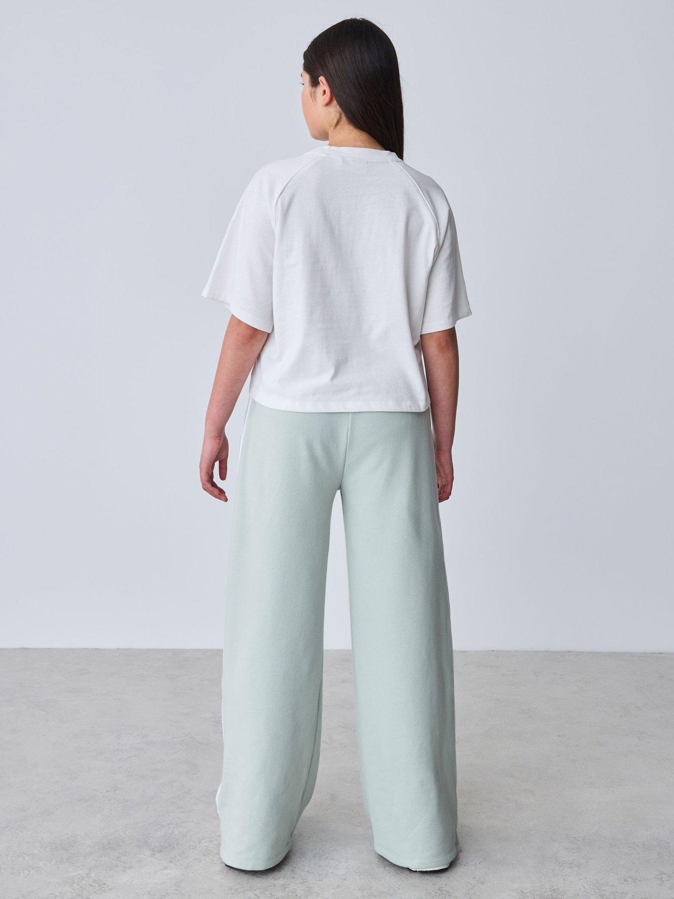 Image 5 of 7 of Ted Baker Older Girls 2 Piece Boxy T-shirt &amp; Contrast Waistband Trousers Set - Green
