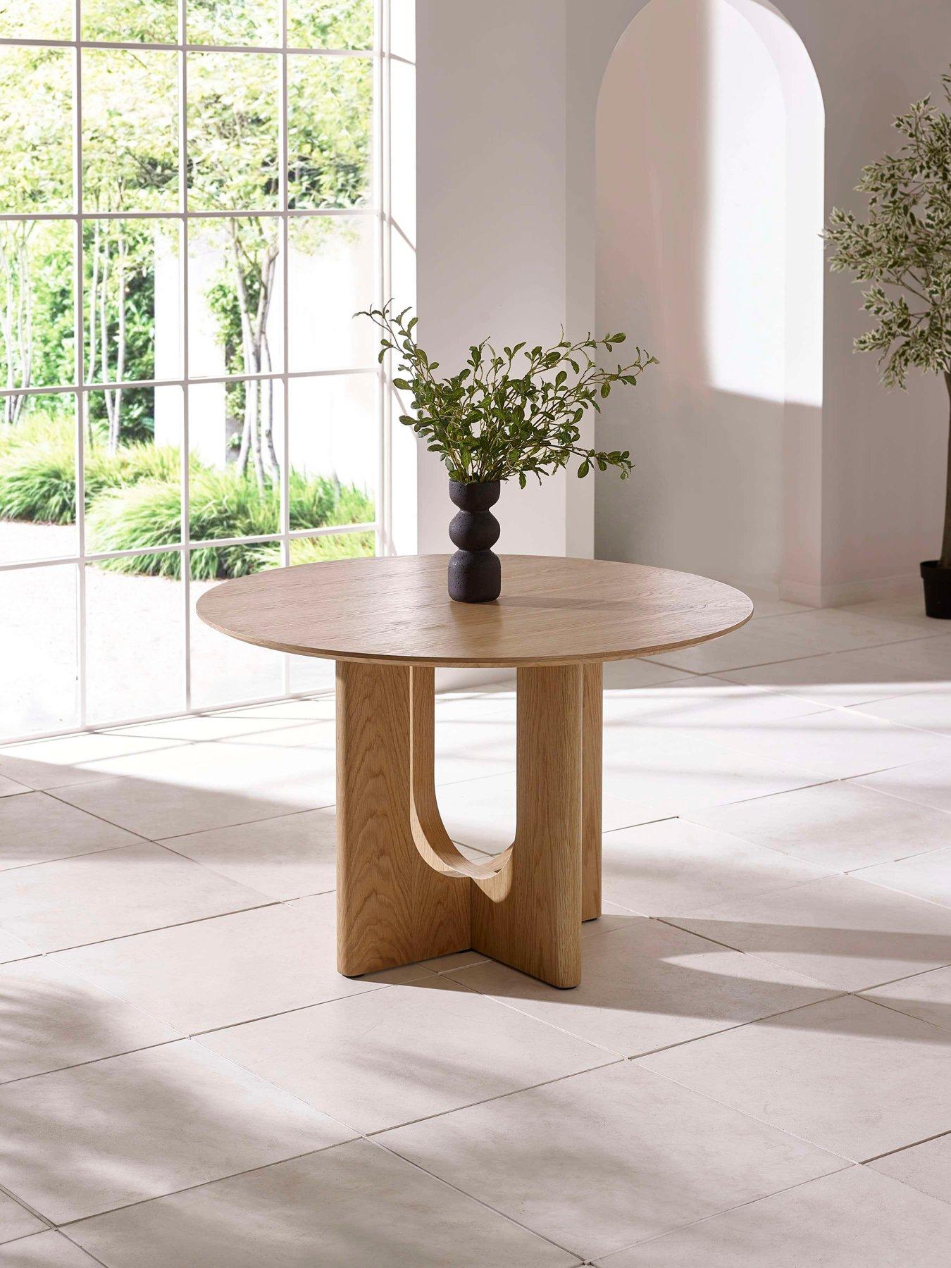 Julian Bowen Cellini Round Dining Table