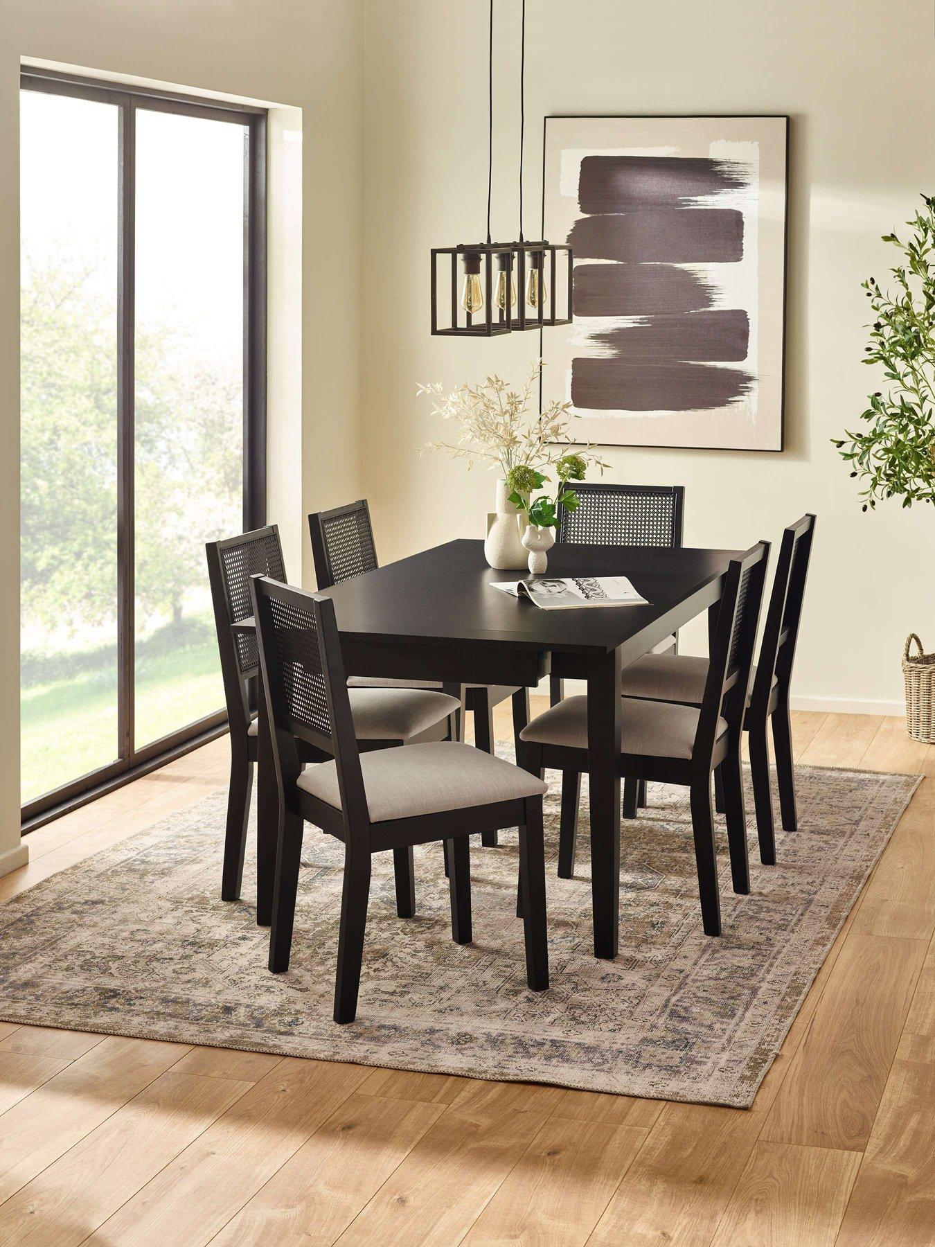 Julian Bowen Knoxley Black Extending Table And 6 Chairs