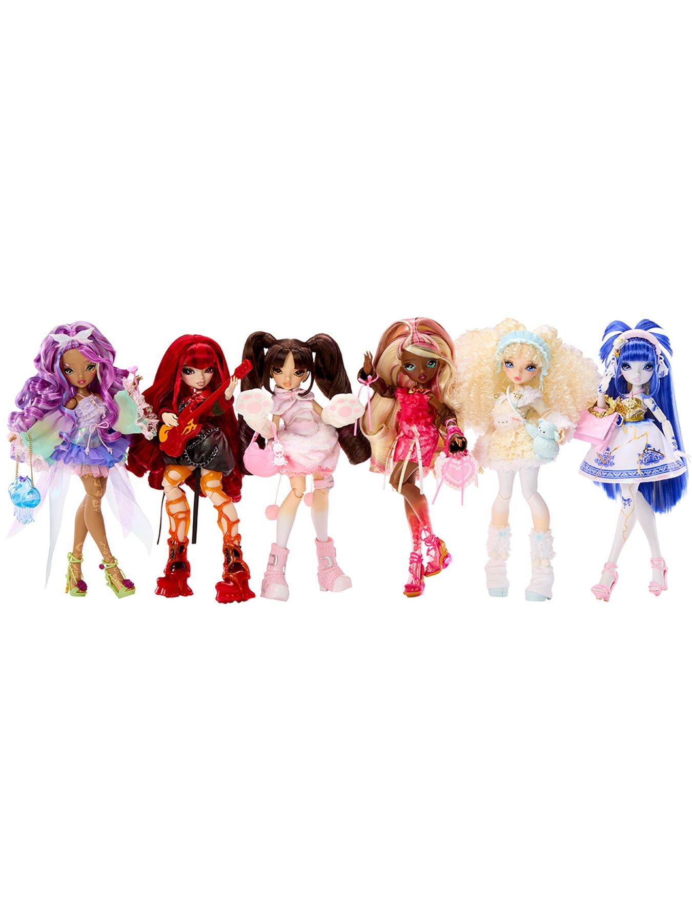 Image 7 of 7 of Mirror Mi Amora Valentina Fashion Doll