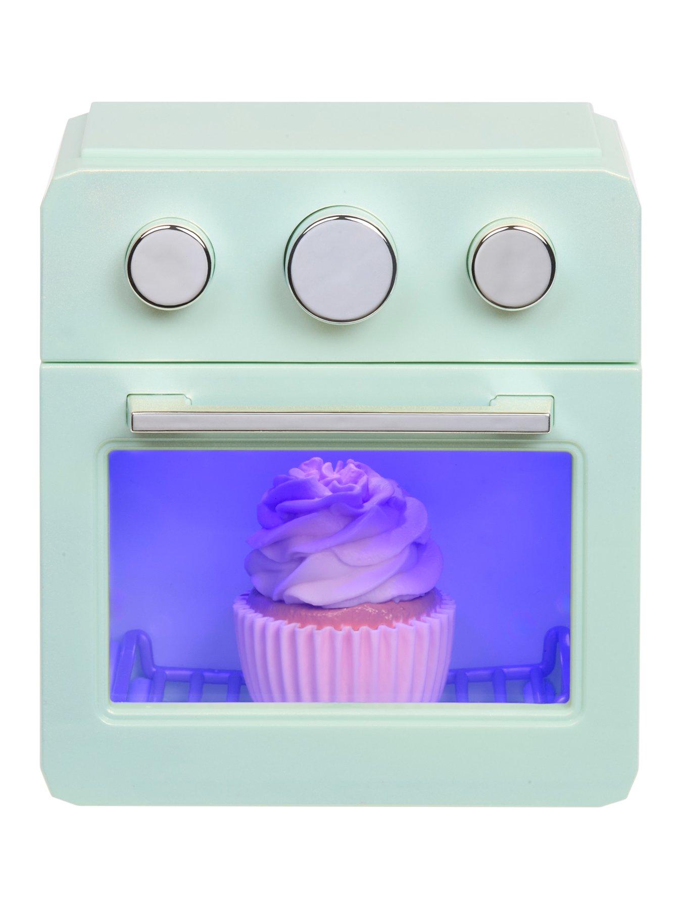 Image 5 of 7 of Little Tikes Sweet Spaces Mini Oven with Colour-Change Cupcakes