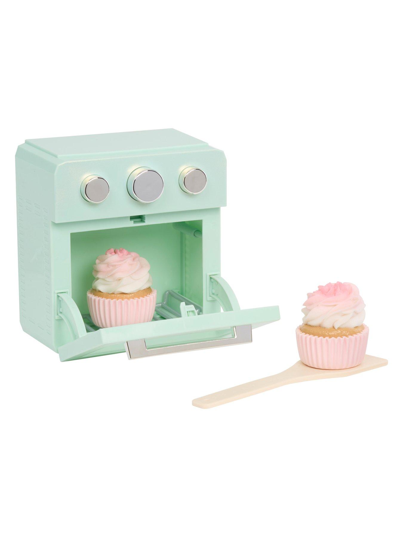 Image 7 of 7 of Little Tikes Sweet Spaces Mini Oven with Colour-Change Cupcakes