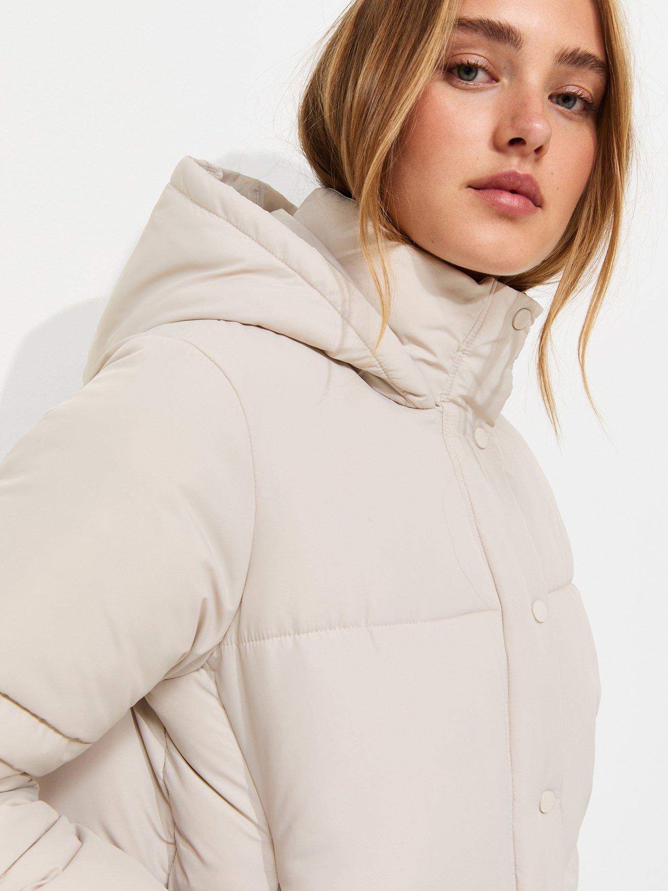 Image 4 of 7 of New Look Cream Hooded Crop Puffer Jacket