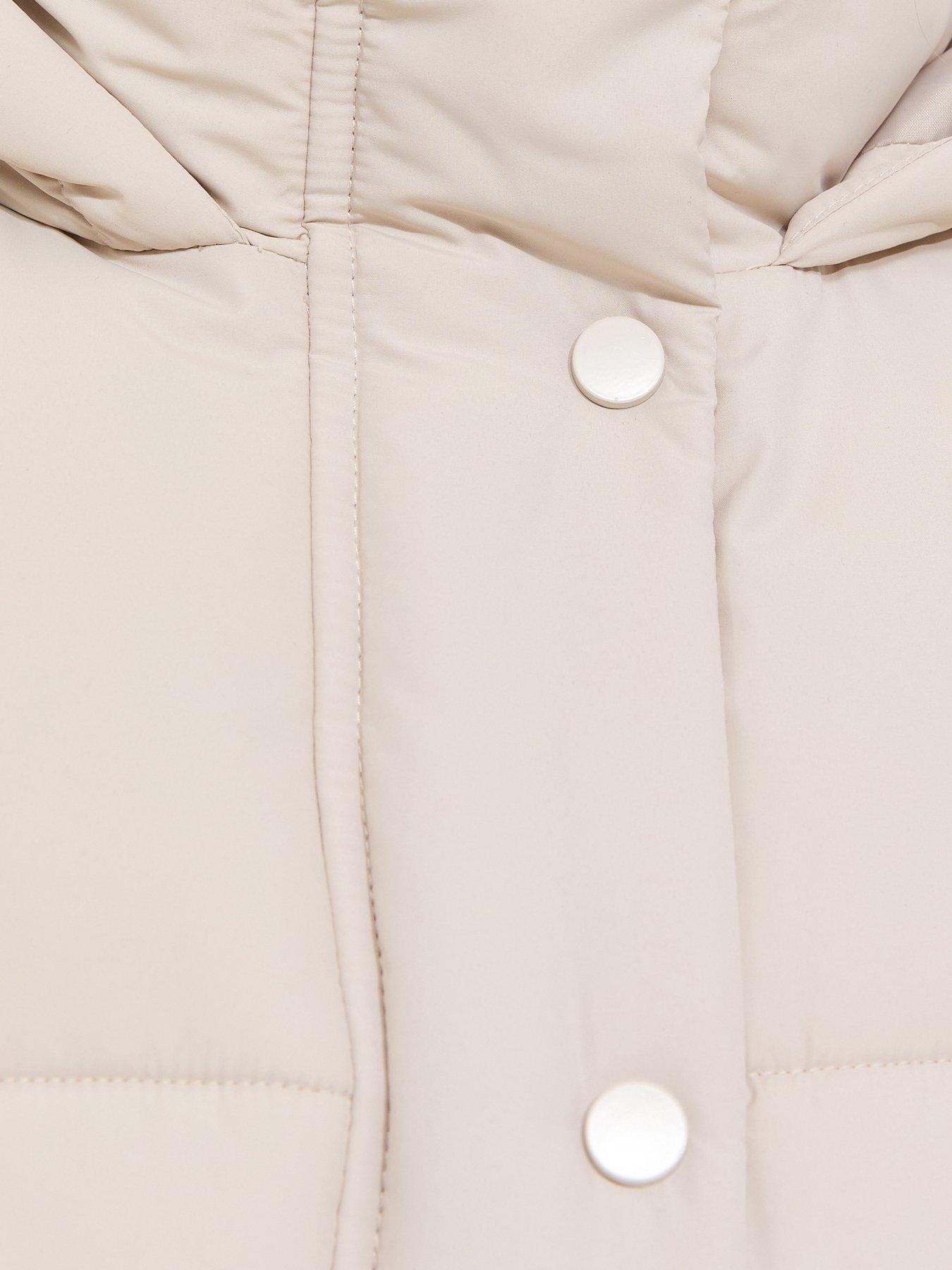 Image 7 of 7 of New Look Cream Hooded Crop Puffer Jacket