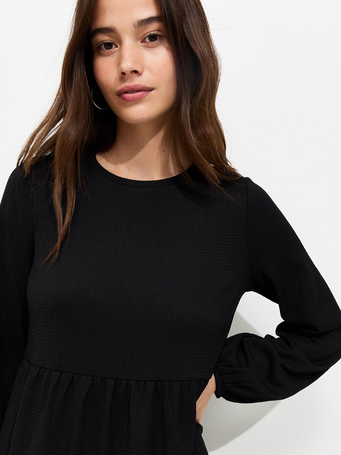 Image 4 of 5 of New Look Crinkled Long Sleeve Smock Mini Dress - Black