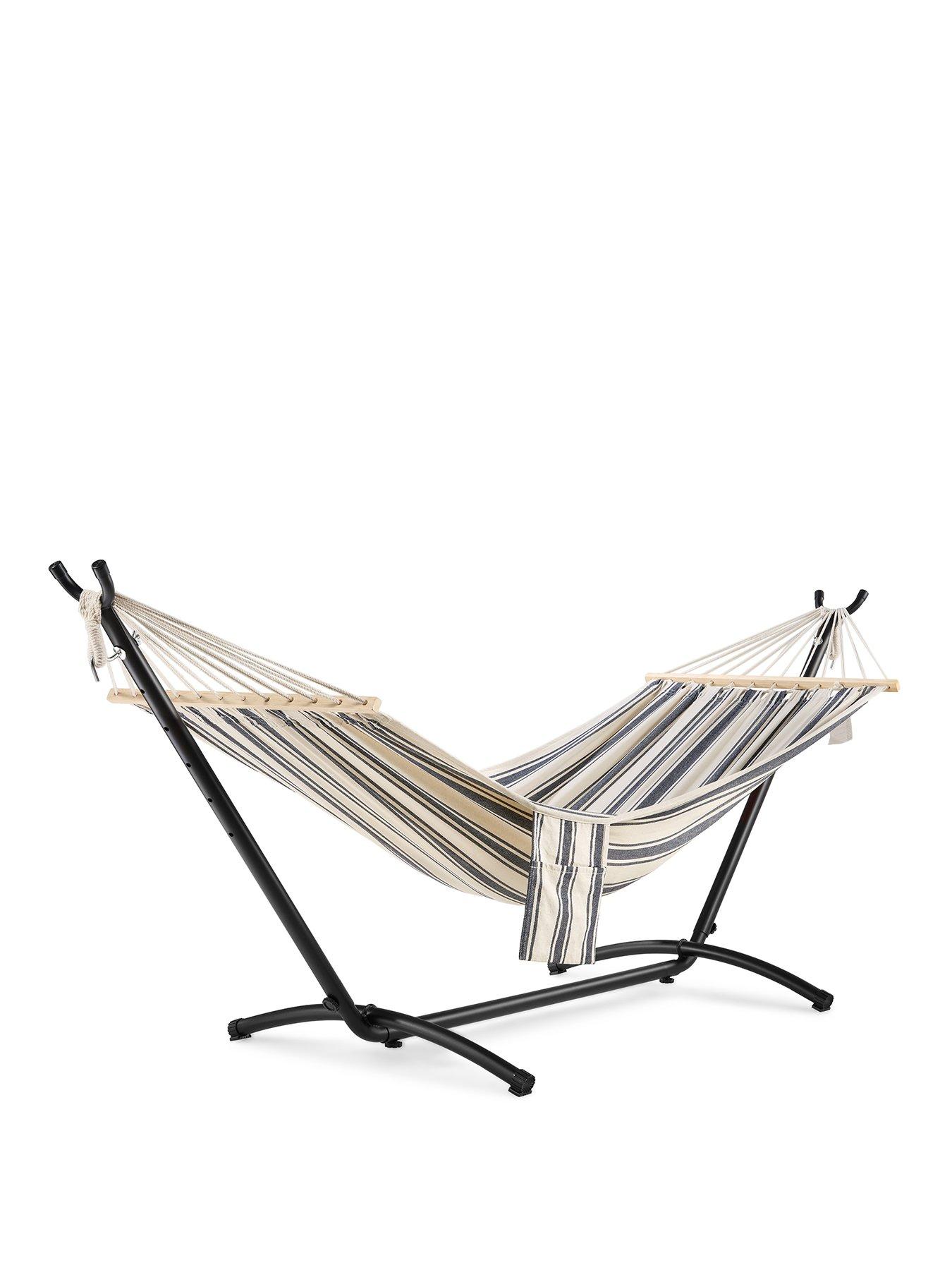 Image 2 of 7 of Vonhaus Ibiza 1 Person Hammock with Frame