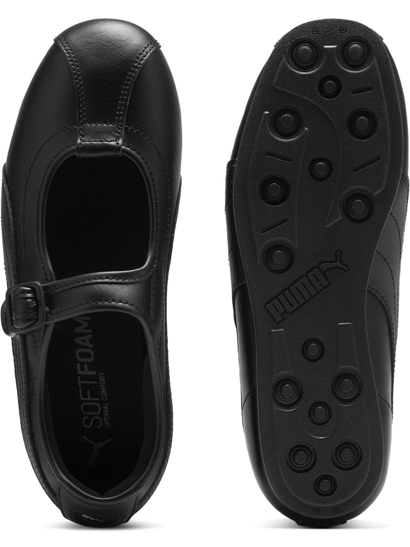 Image 4 of 6 of Puma Tacklette Sneakers - Black