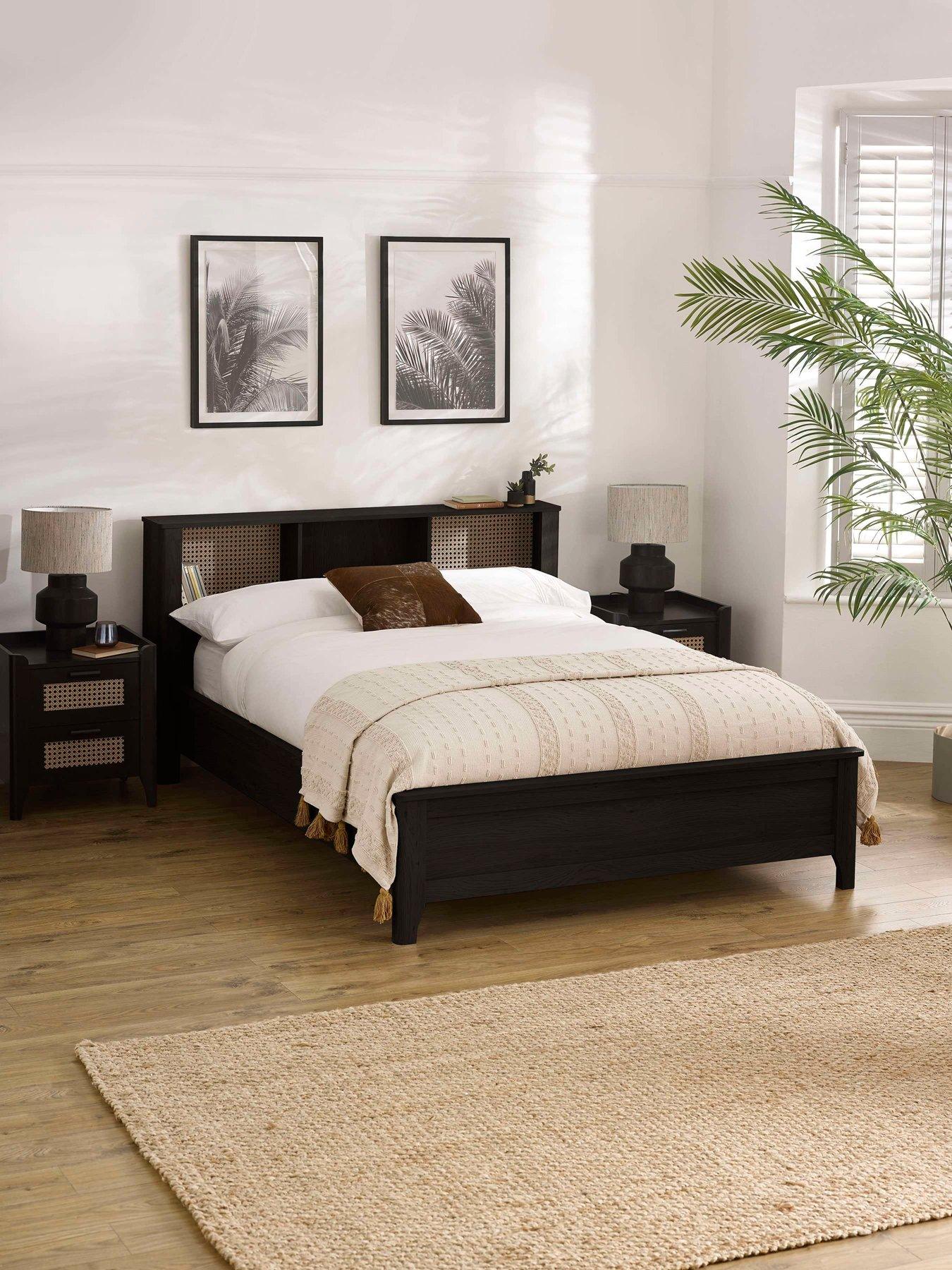 Julian Bowen Sydney Bed Rattan Effect - Black Ash