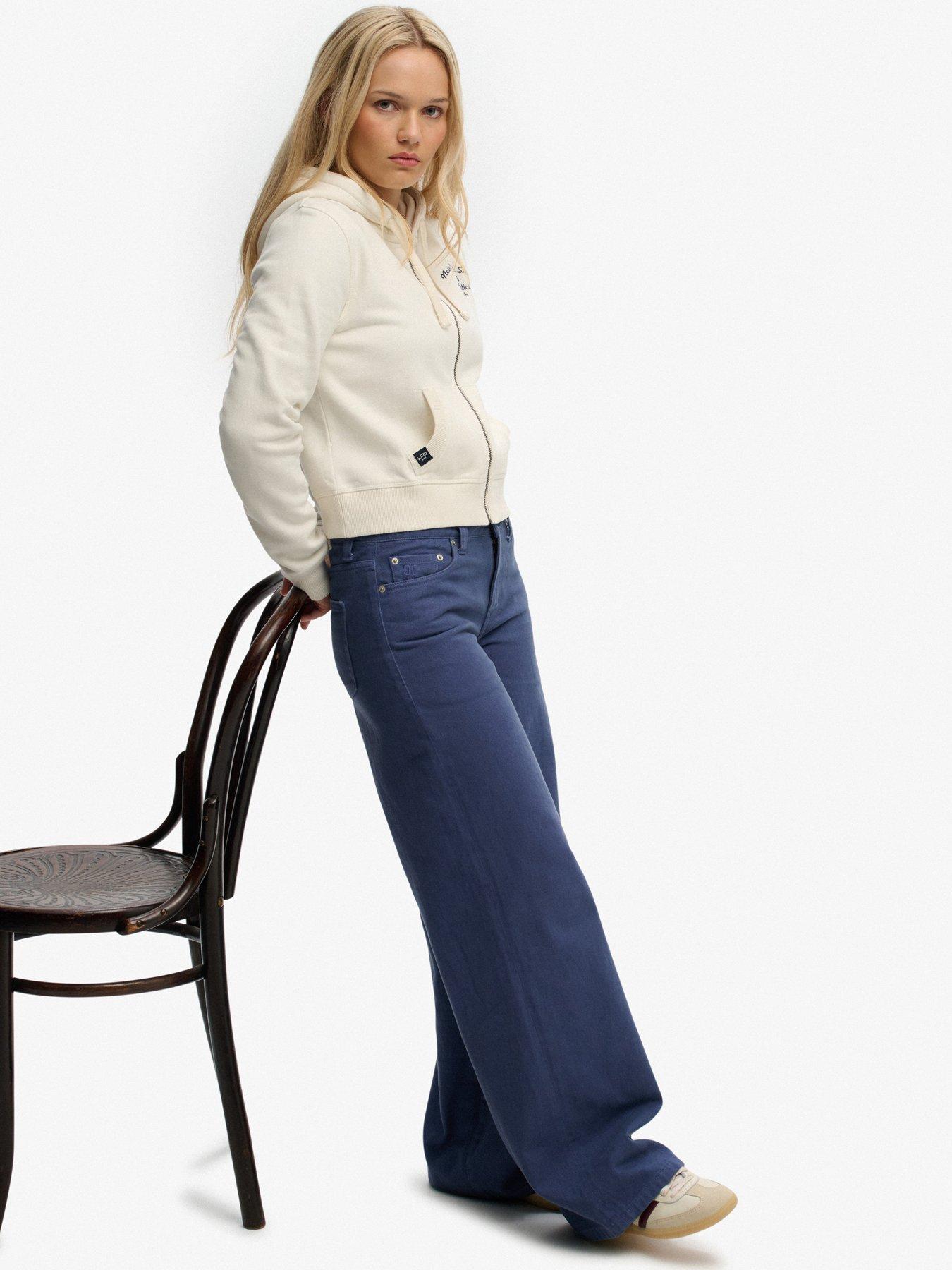 Image 5 of 5 of Superdry Athletic Essentials Relaxed Crop Zip Hoodie - White