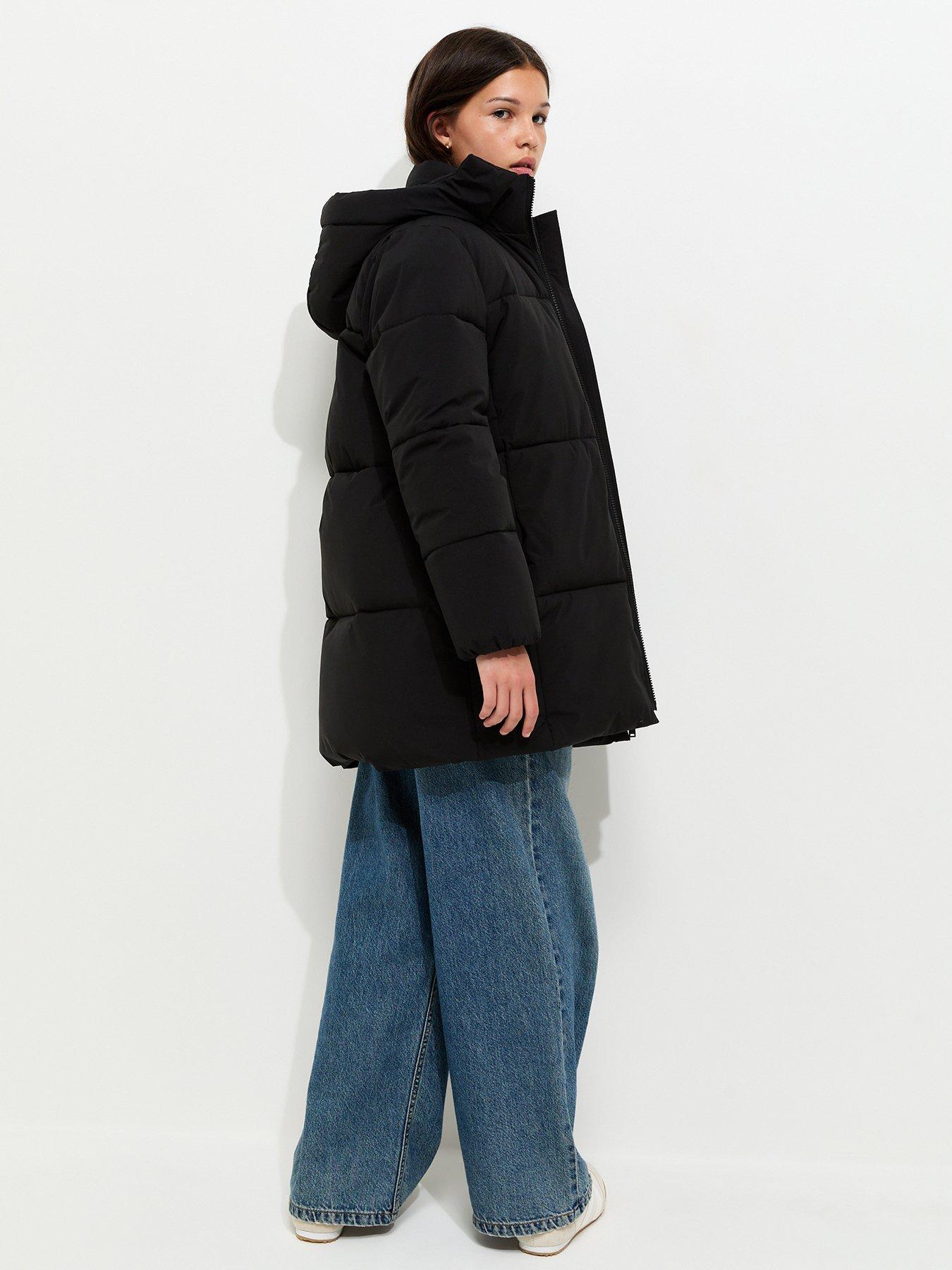 Image 2 of 5 of New Look 915 Girls Black Regular Long Line Puffer Jacket