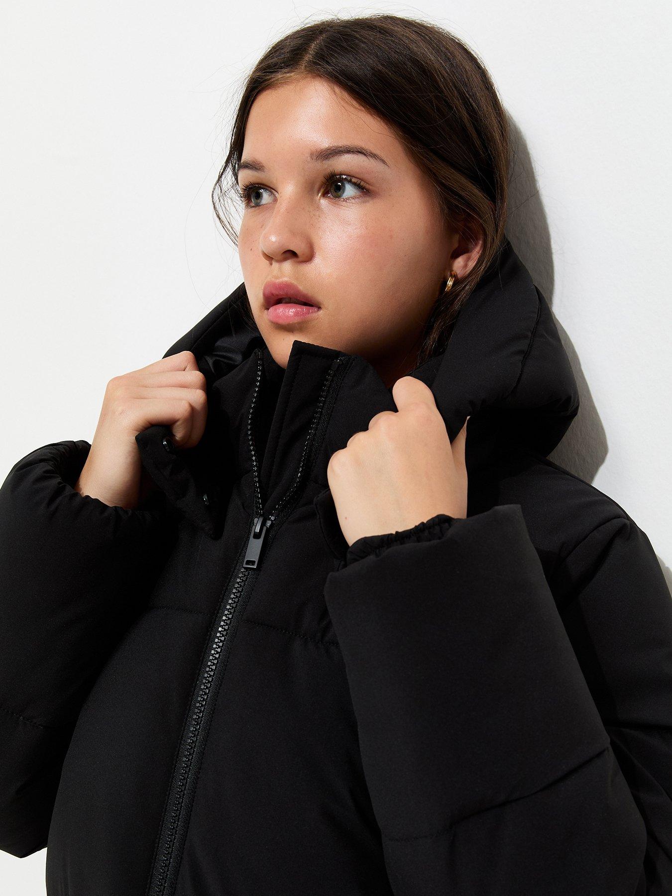 Image 4 of 5 of New Look 915 Girls Black Regular Long Line Puffer Jacket