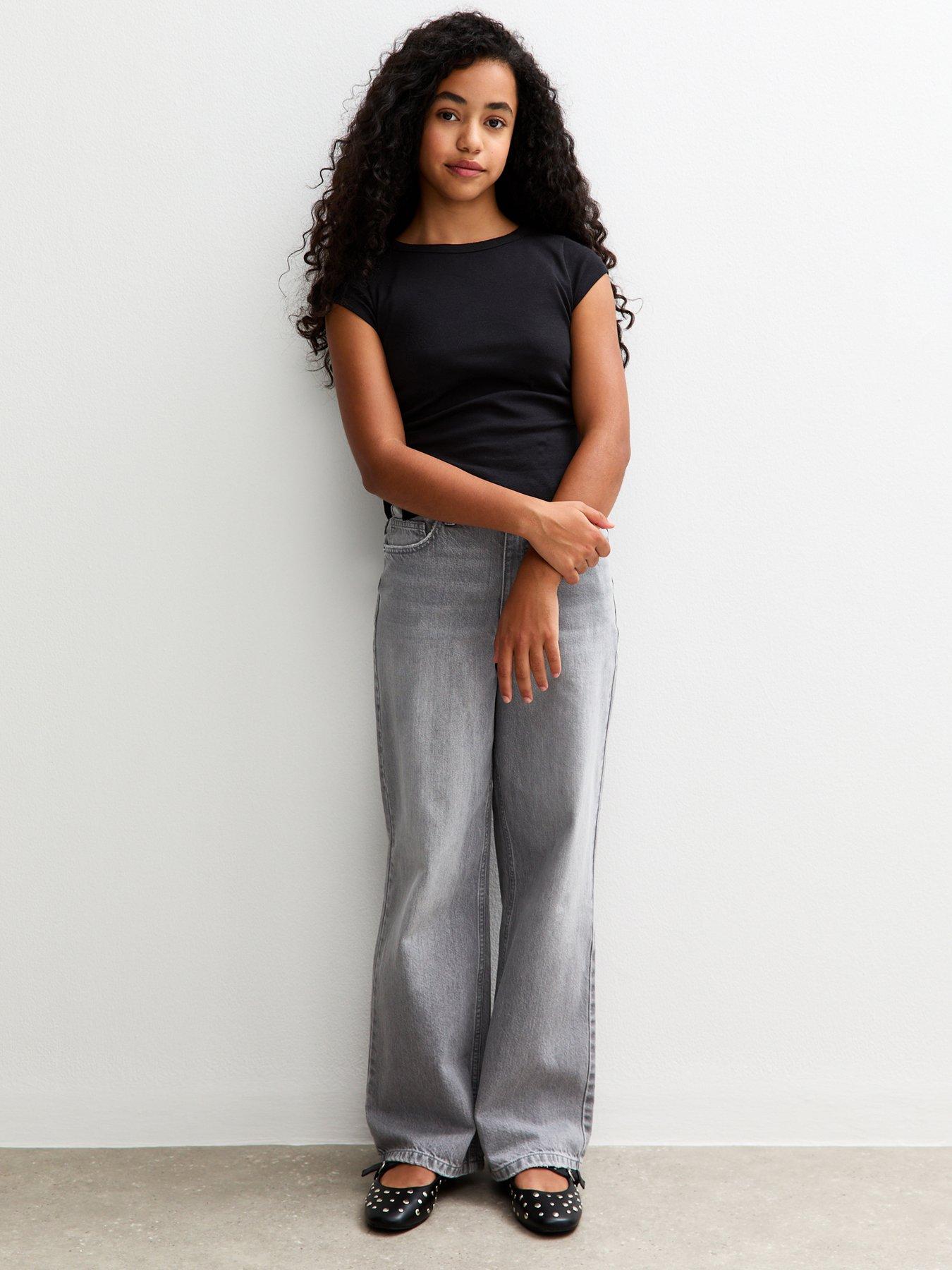 Image 3 of 6 of New Look 915 Girls Split Side Ruched Cap Sleeve Top - Black