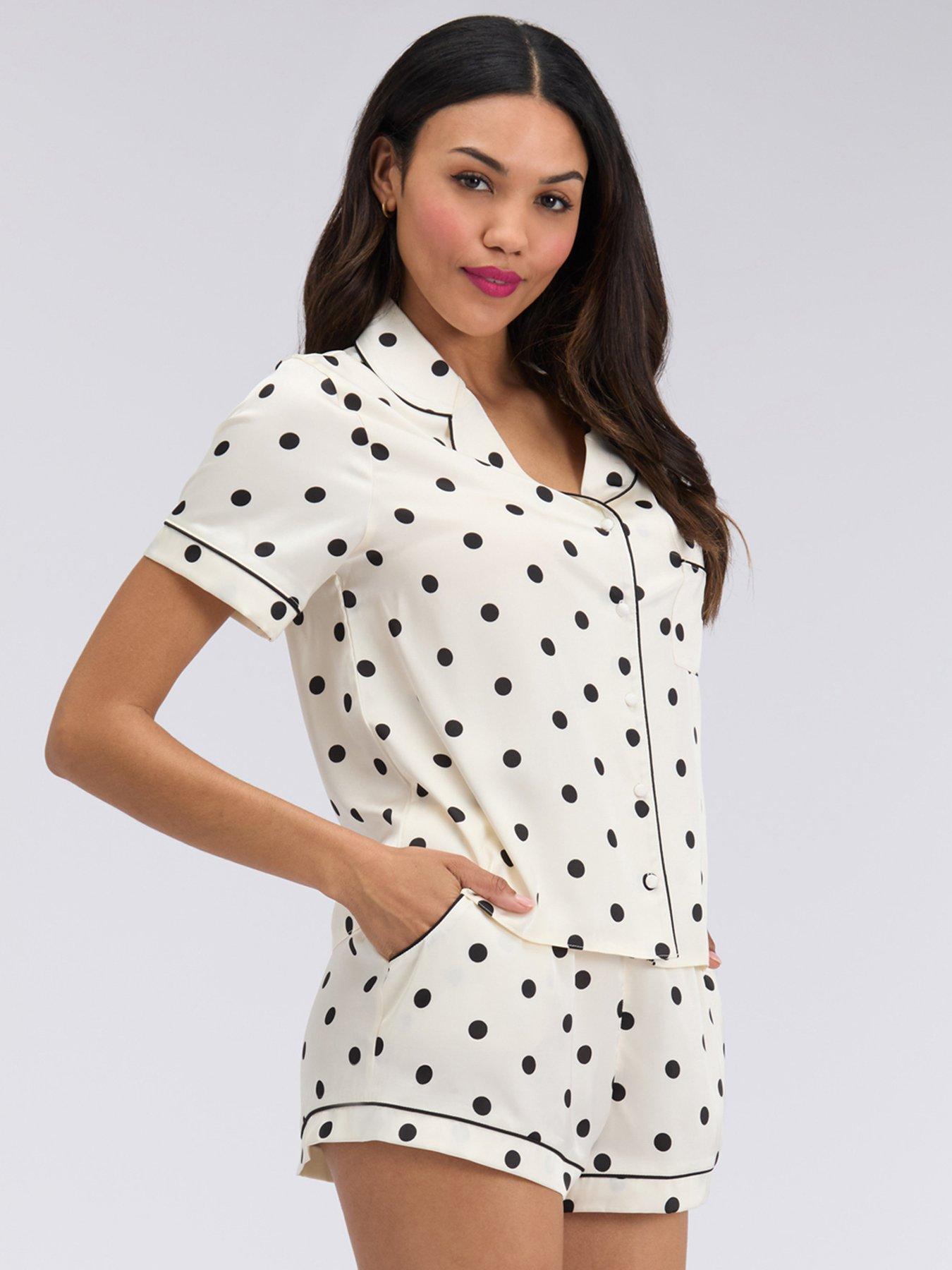 Image 3 of 6 of Boux Avenue Boux Avenue Spot Satin Short Pj Set - Ivory Mix
