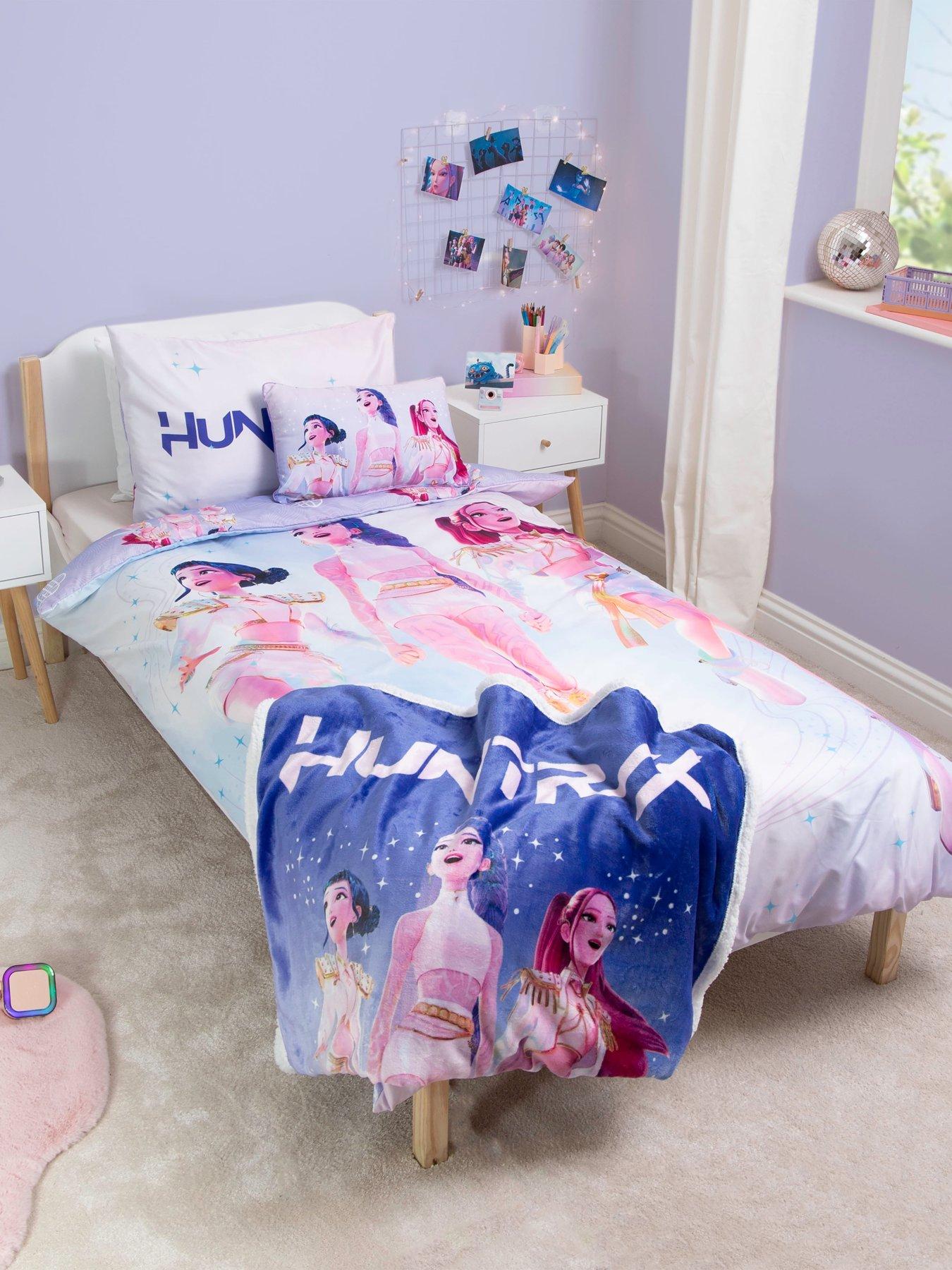 Image 1 of 7 of K-Pop Demon Hunters Sound Single Panel Duvet