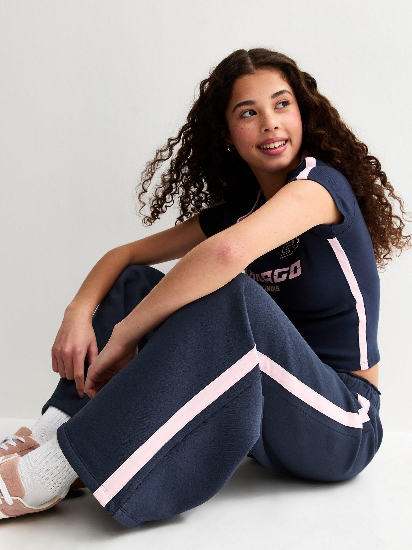 Image 3 of 5 of New Look 915 Girls Foldover Waist Super Wide Leg Jogging Bottoms - Dark Blue