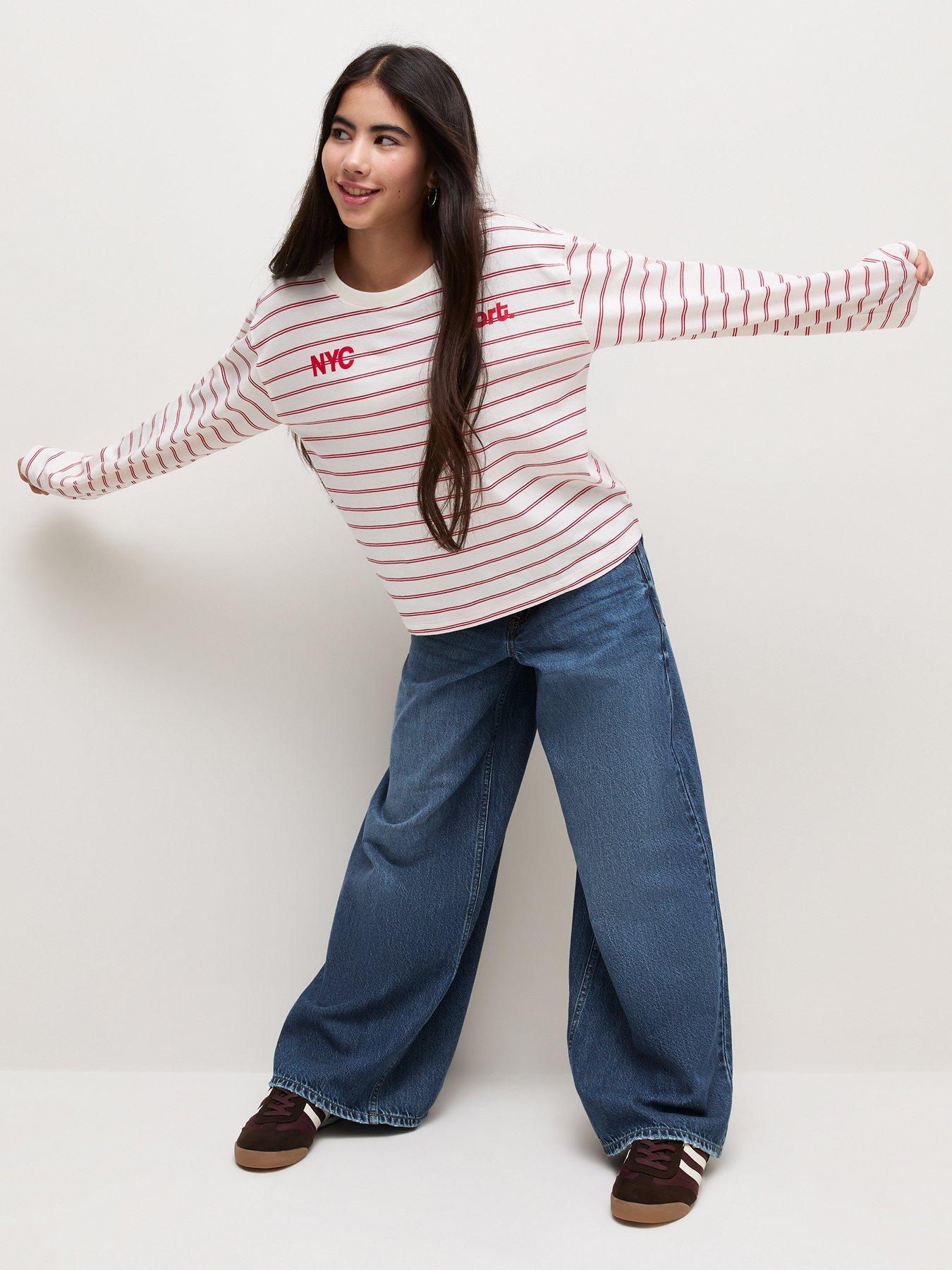 Image 3 of 6 of New Look 915 Girls Blue Low Rise Super Wide Leg Jeans