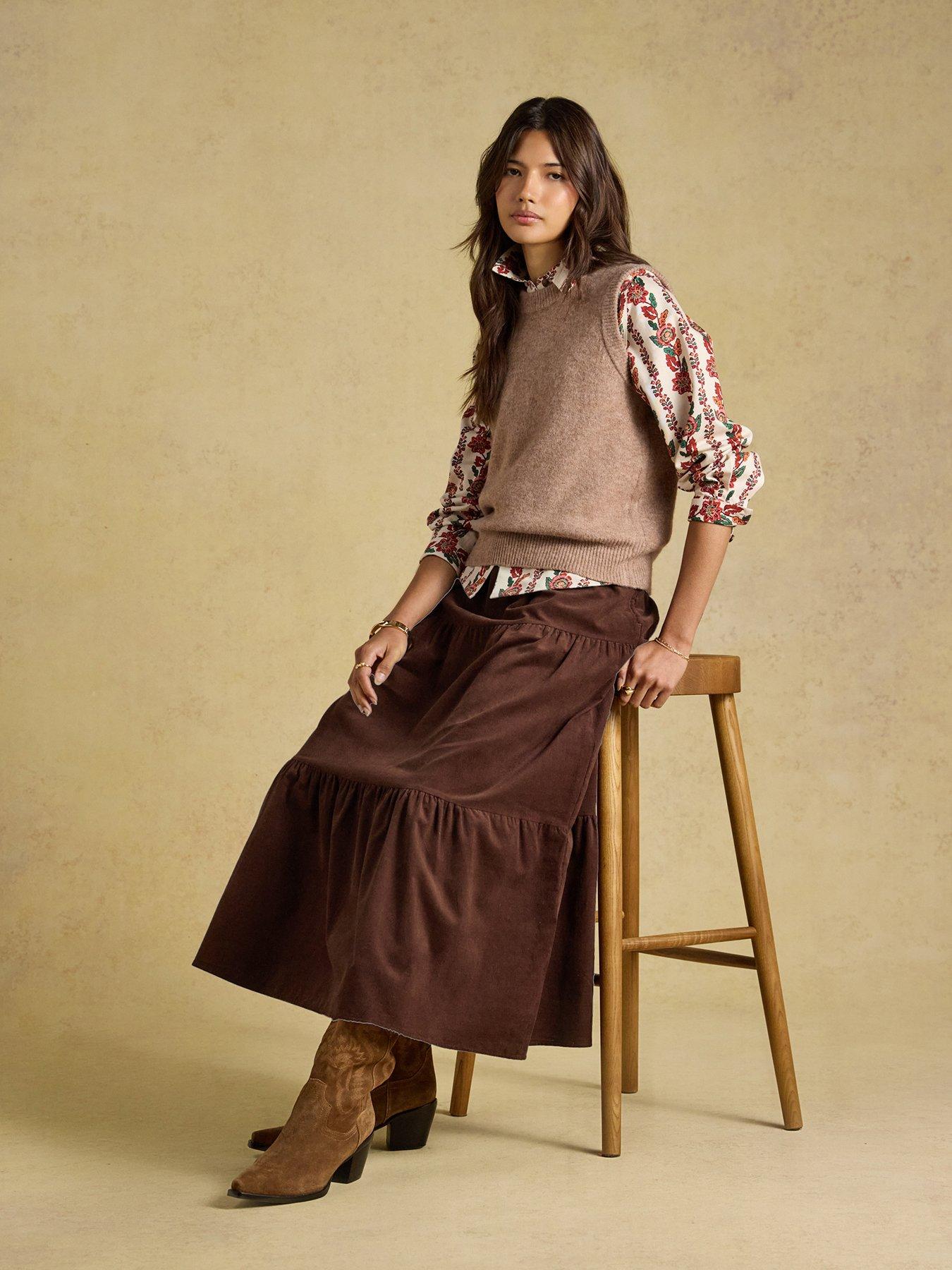 Image 3 of 5 of Joules Women's Holly Knitted Vest - Tan