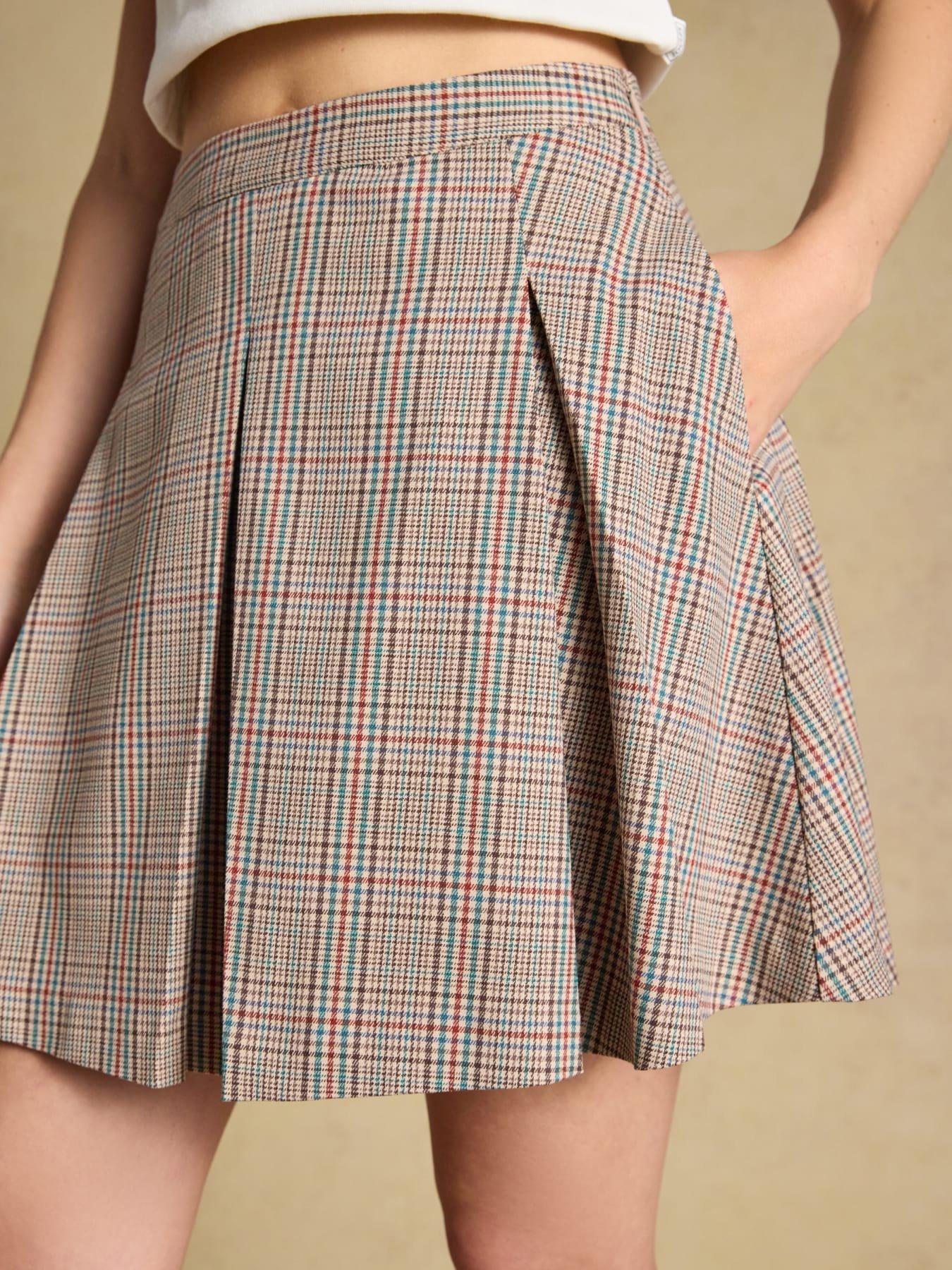 Image 4 of 6 of Joules Women's Pleated Tweed Check Mini Skirt - Brown
