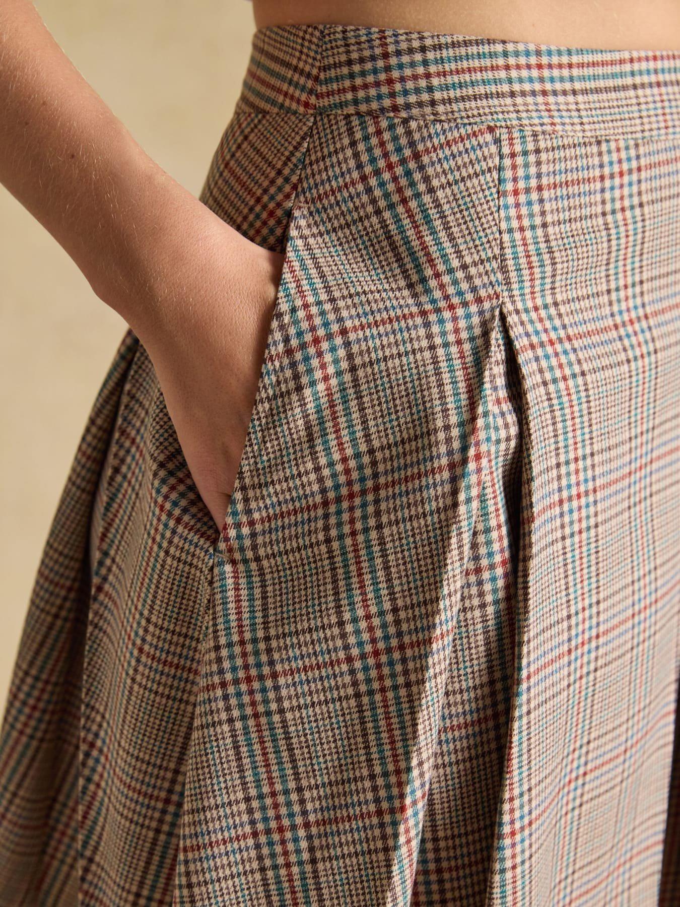 Image 5 of 6 of Joules Women's Pleated Tweed Check Mini Skirt - Brown