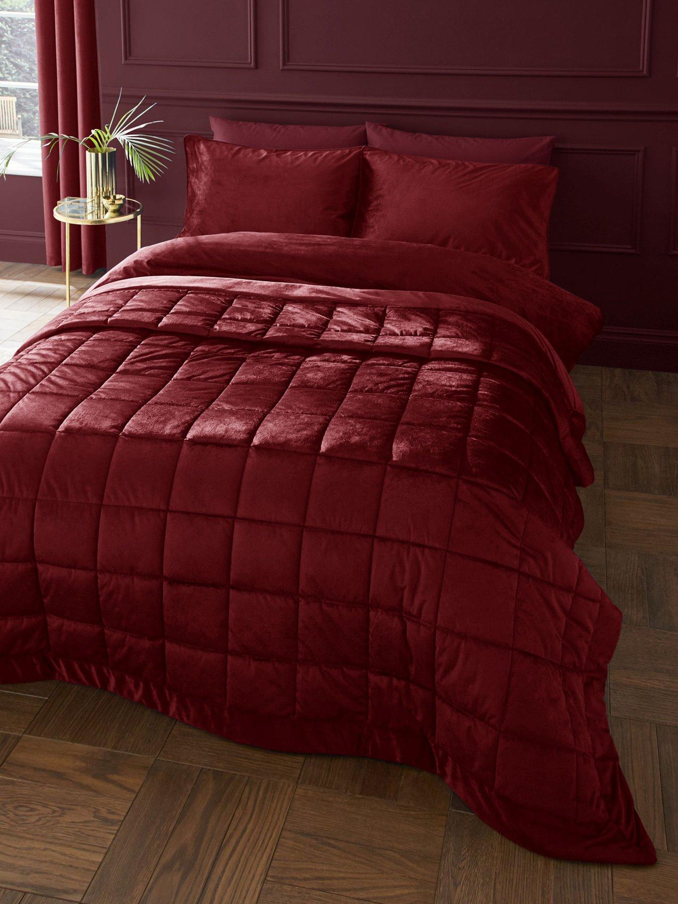 Catherine Lansfield Kingsley Matt Velvet Burgundy Bedspread 220X220cm