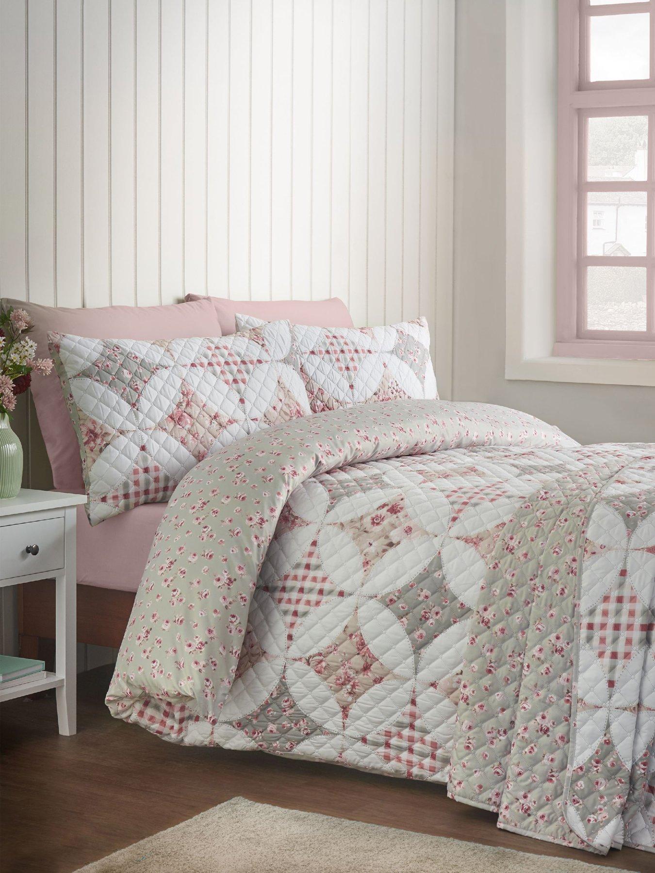 Image 5 of 5 of Catherine Lansfield Pinsonic Patchwork Duvet Cover Set