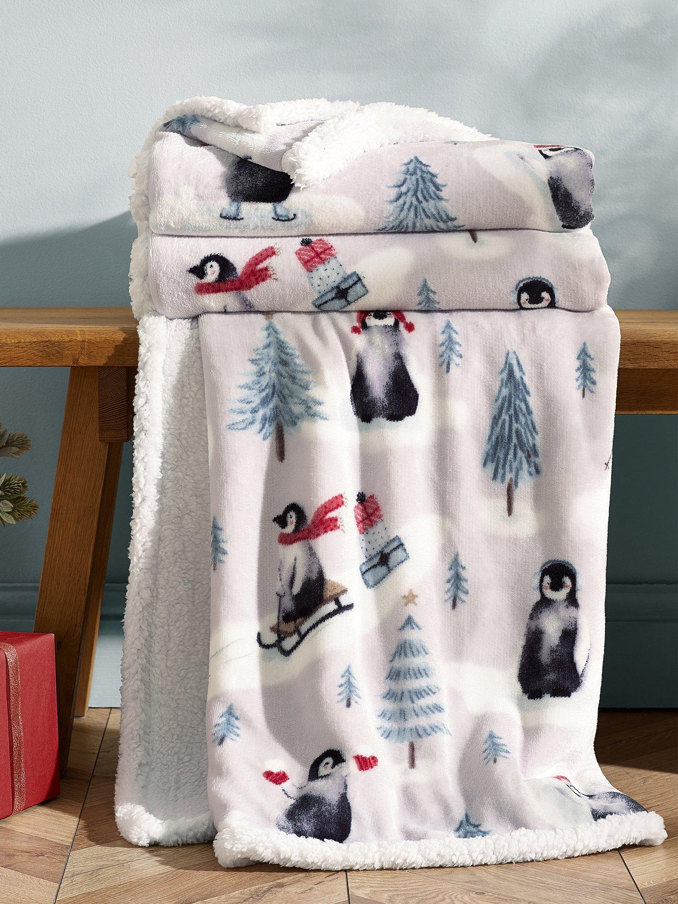 Catherine Lansfield Christmas Penguins Soft Fleece Sherpa Throw