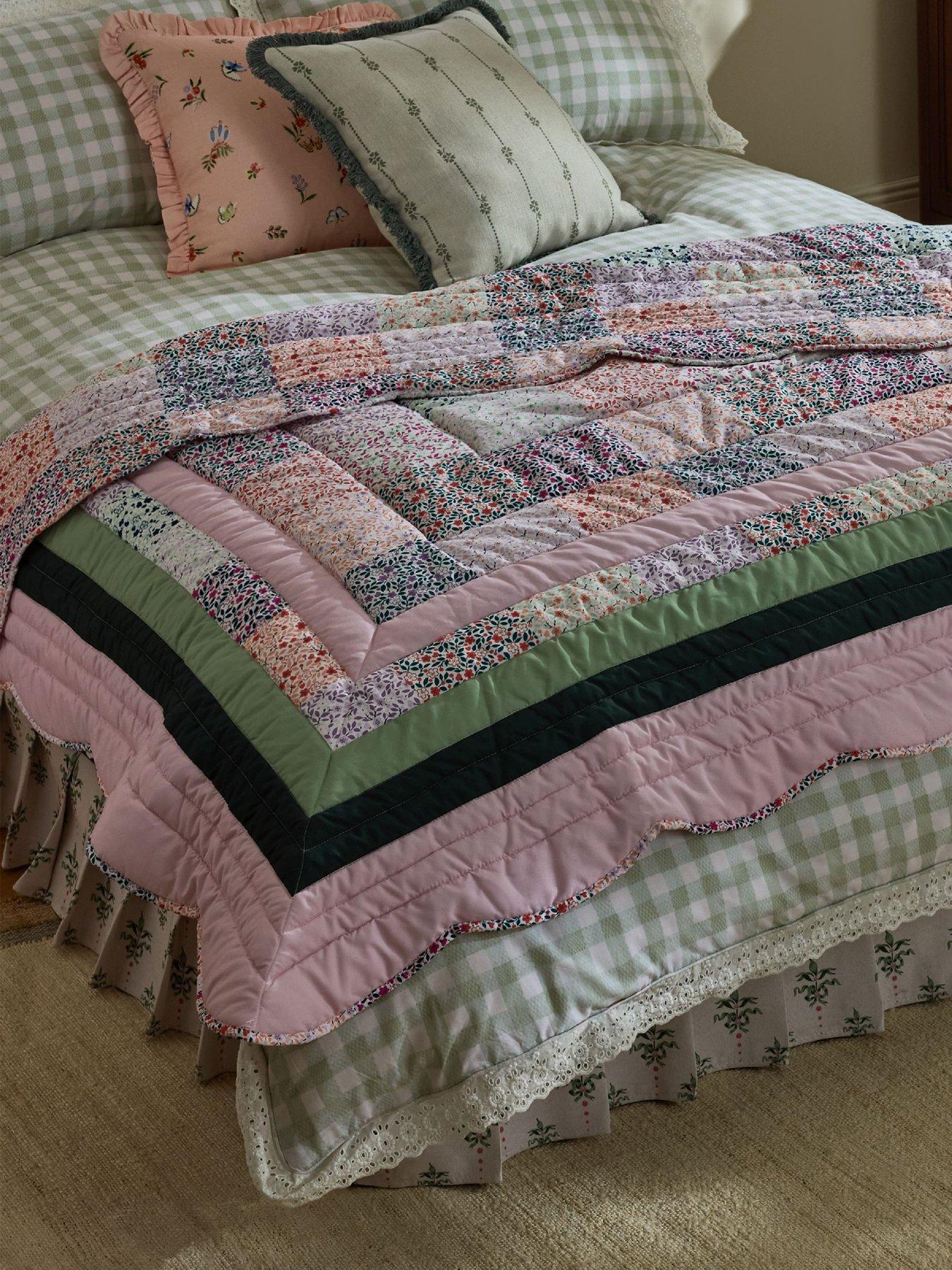 Cath Kidston Heirloom Patchwork Scallop Edge Reversible Bedspread