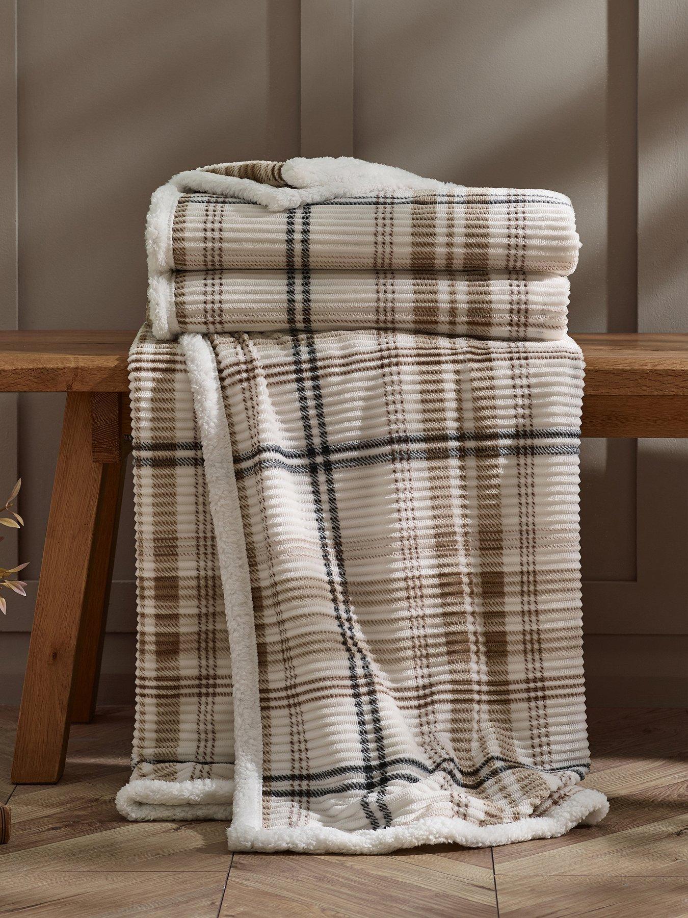 Image 1 of 4 of Catherine Lansfield Soft and Cosy Ribbed Check Sherpa Throw