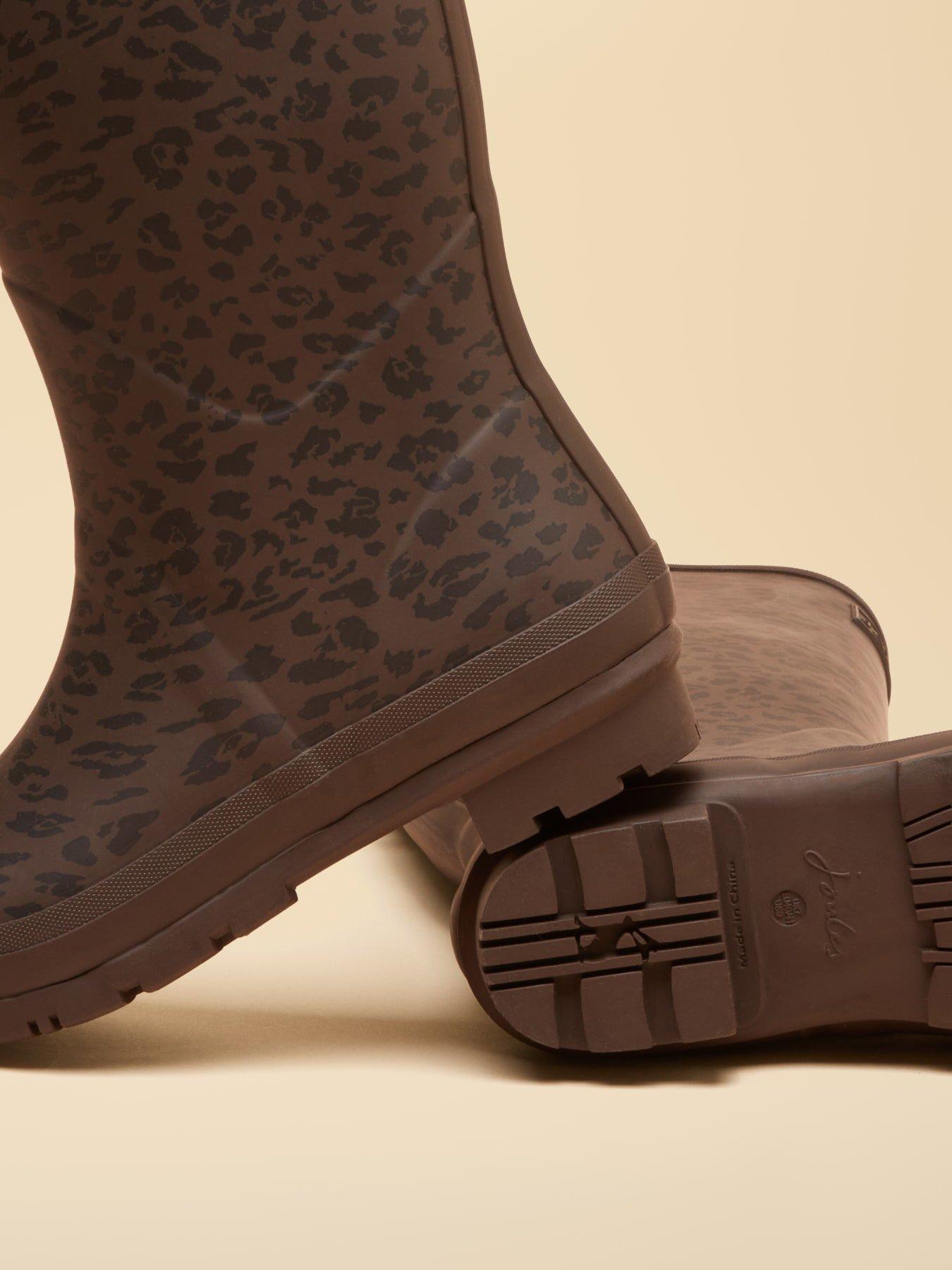 Image 6 of 6 of Joules Welly Print - Leopard