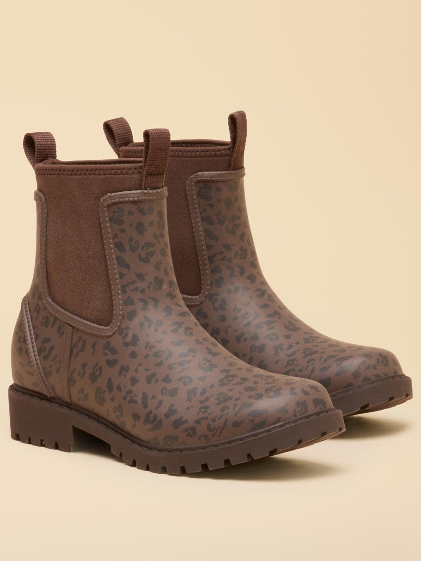 Image 2 of 6 of Joules Oakfield - Leopard