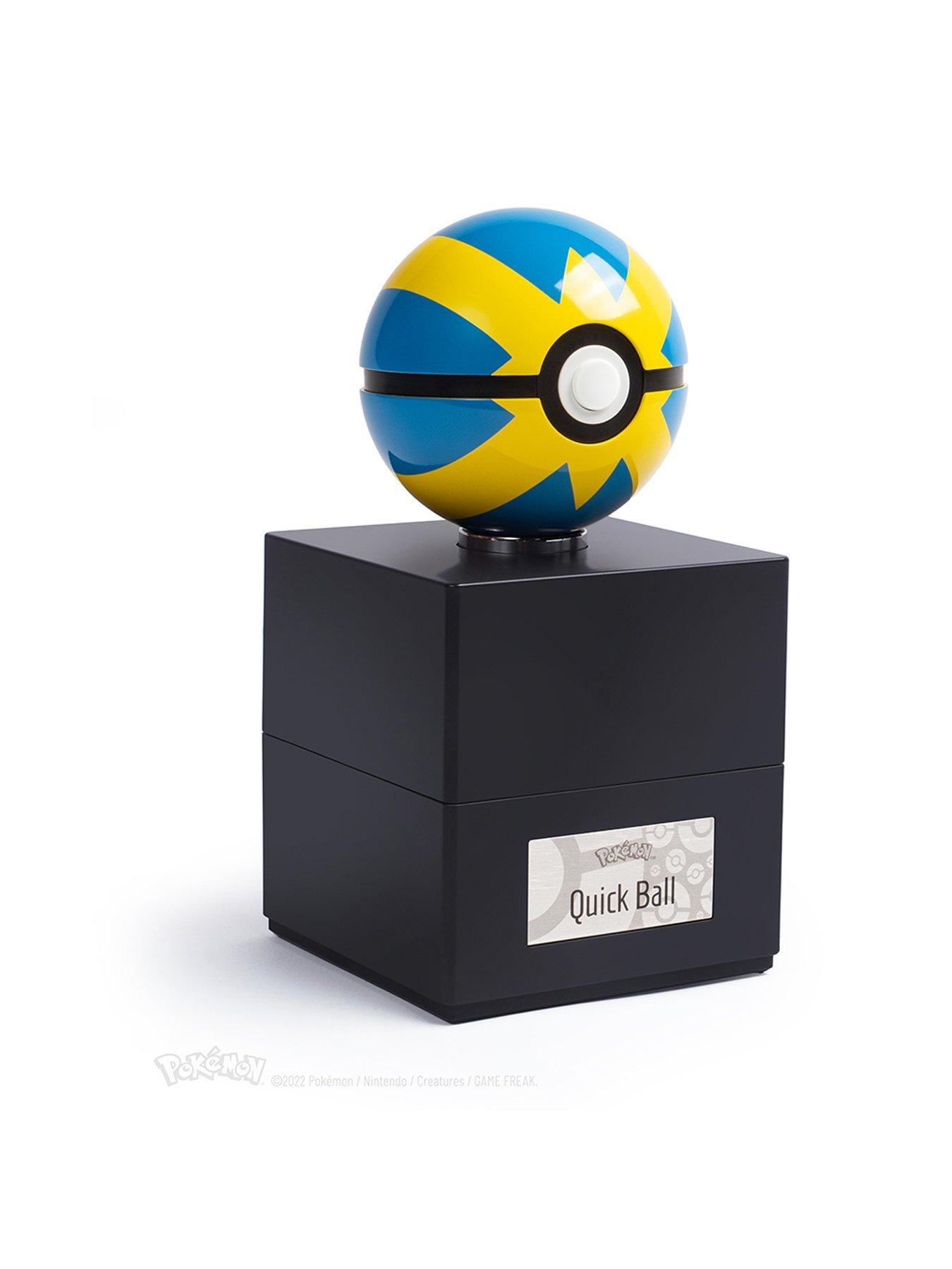 Image 5 of 5 of Pokemon Pokemon Die-Cast Quick Ball Replica