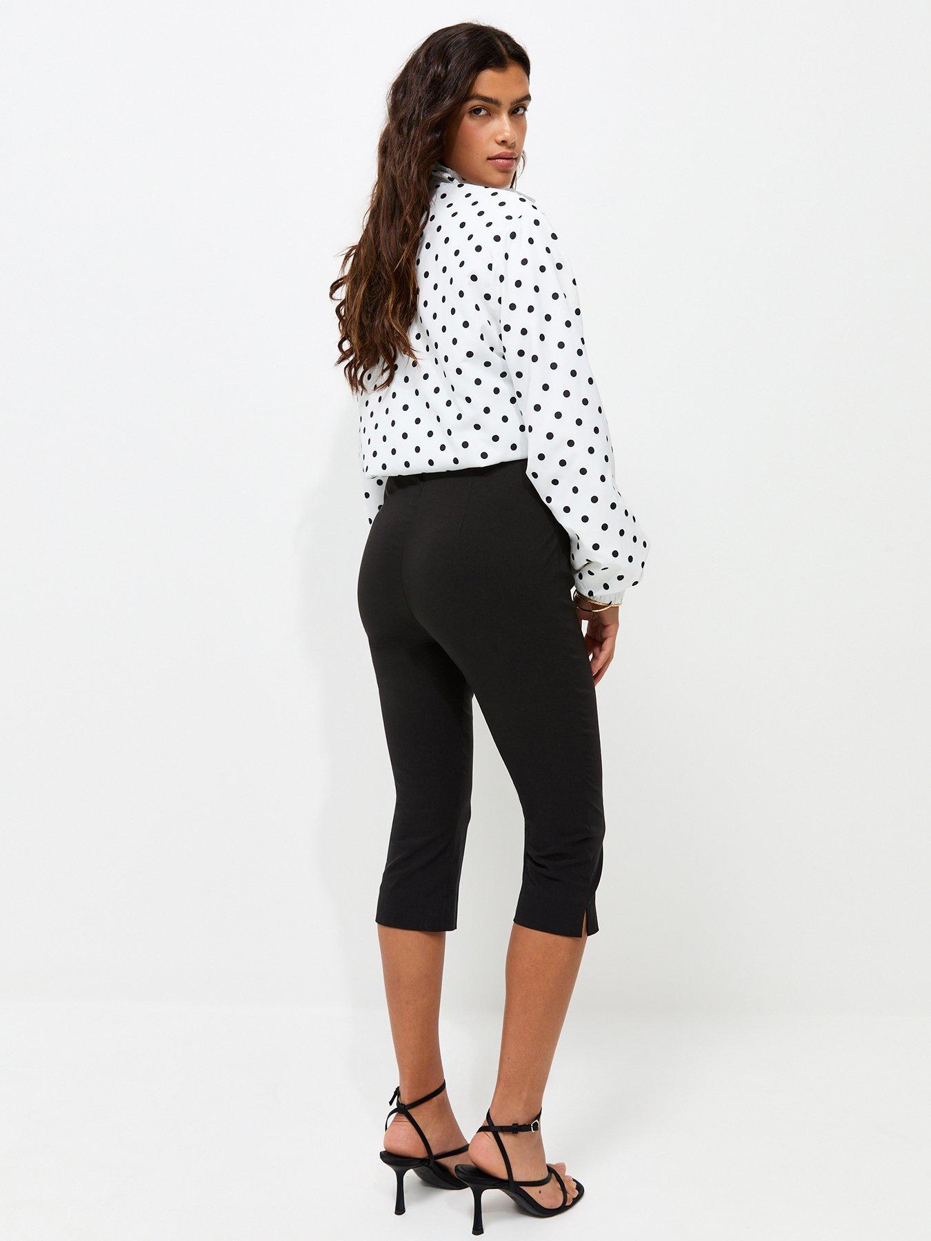 Image 2 of 5 of New Look Bengaline Capri Trousers - Black