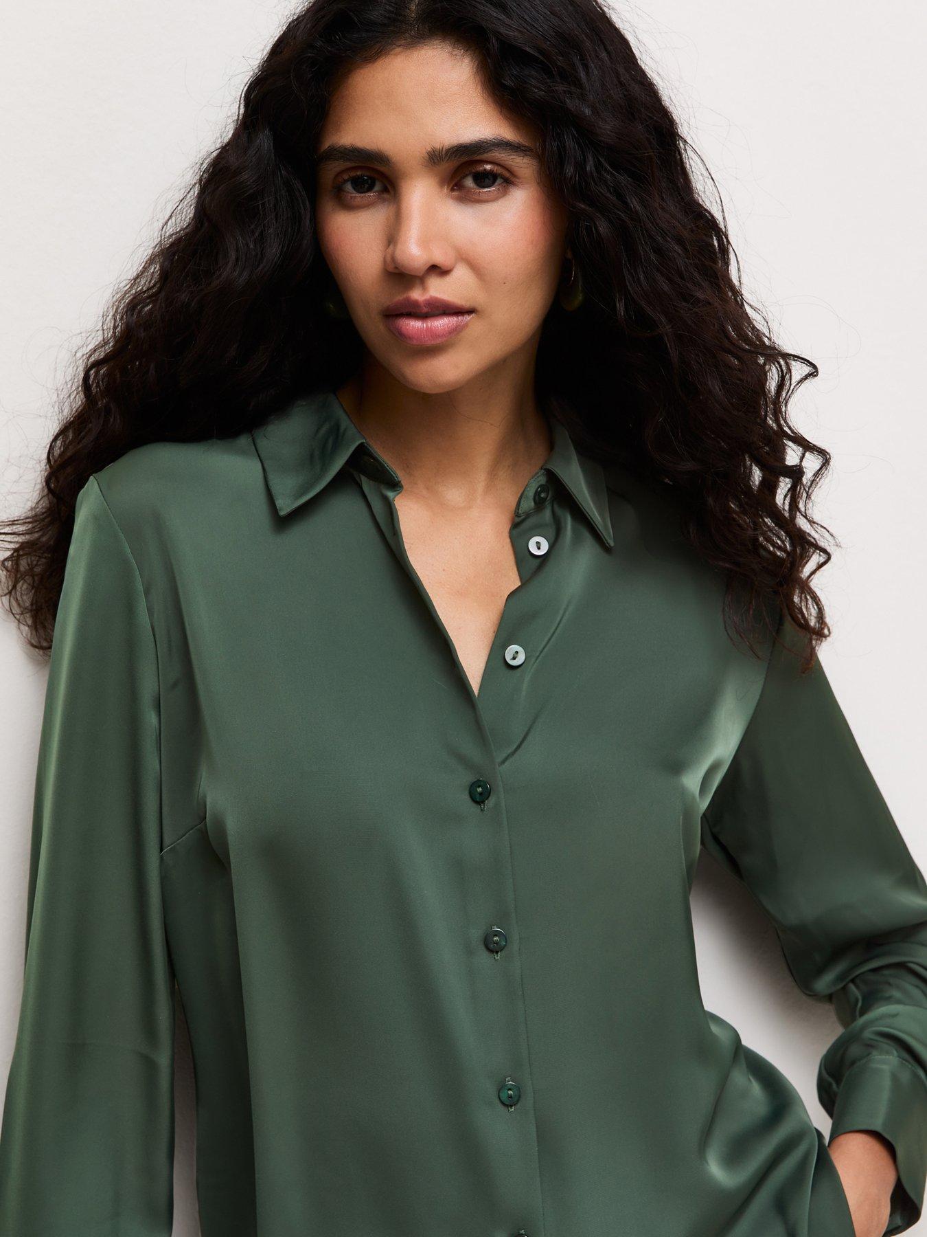 Image 4 of 5 of New Look Green Satin Long Sleeve Shirt