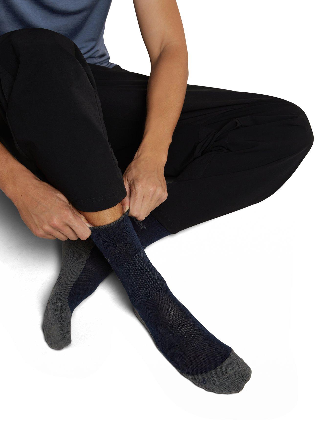 Image 2 of 2 of Icebreaker Mens Merino Hiking Medium Crew Socks - Navy