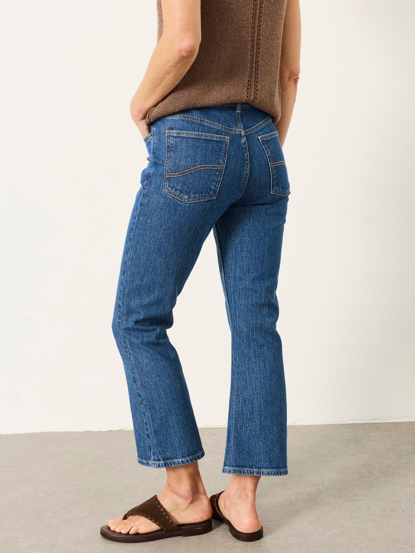 Image 2 of 6 of FatFace Kick Flare Jeans - Blue