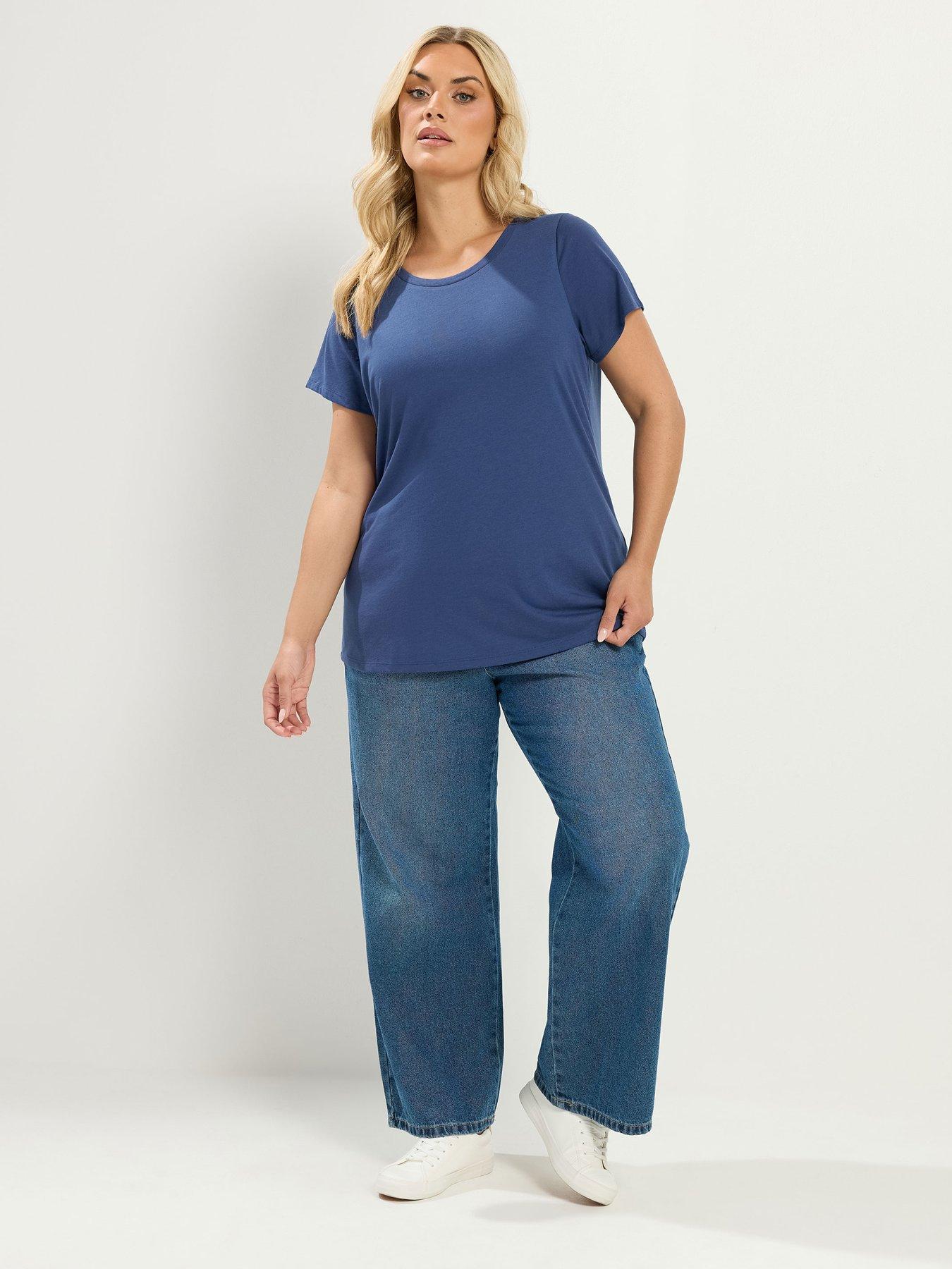 Image 3 of 5 of Yours Curve 3 Pack Short Sleeve T-Shirt - Multi